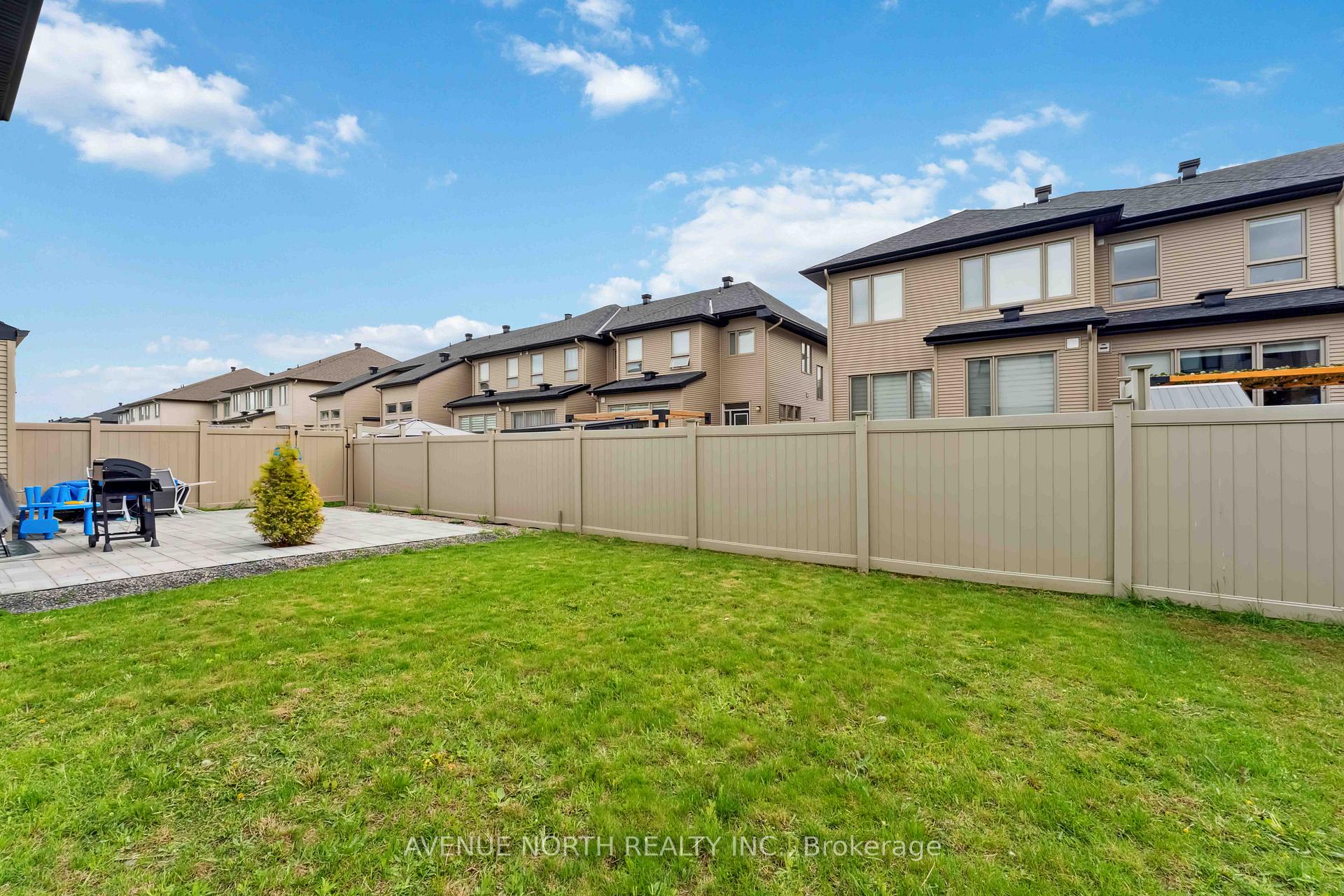 Photo 42 of 727 Cairn Crescent, Ottawa, Avalon West — HOMEH