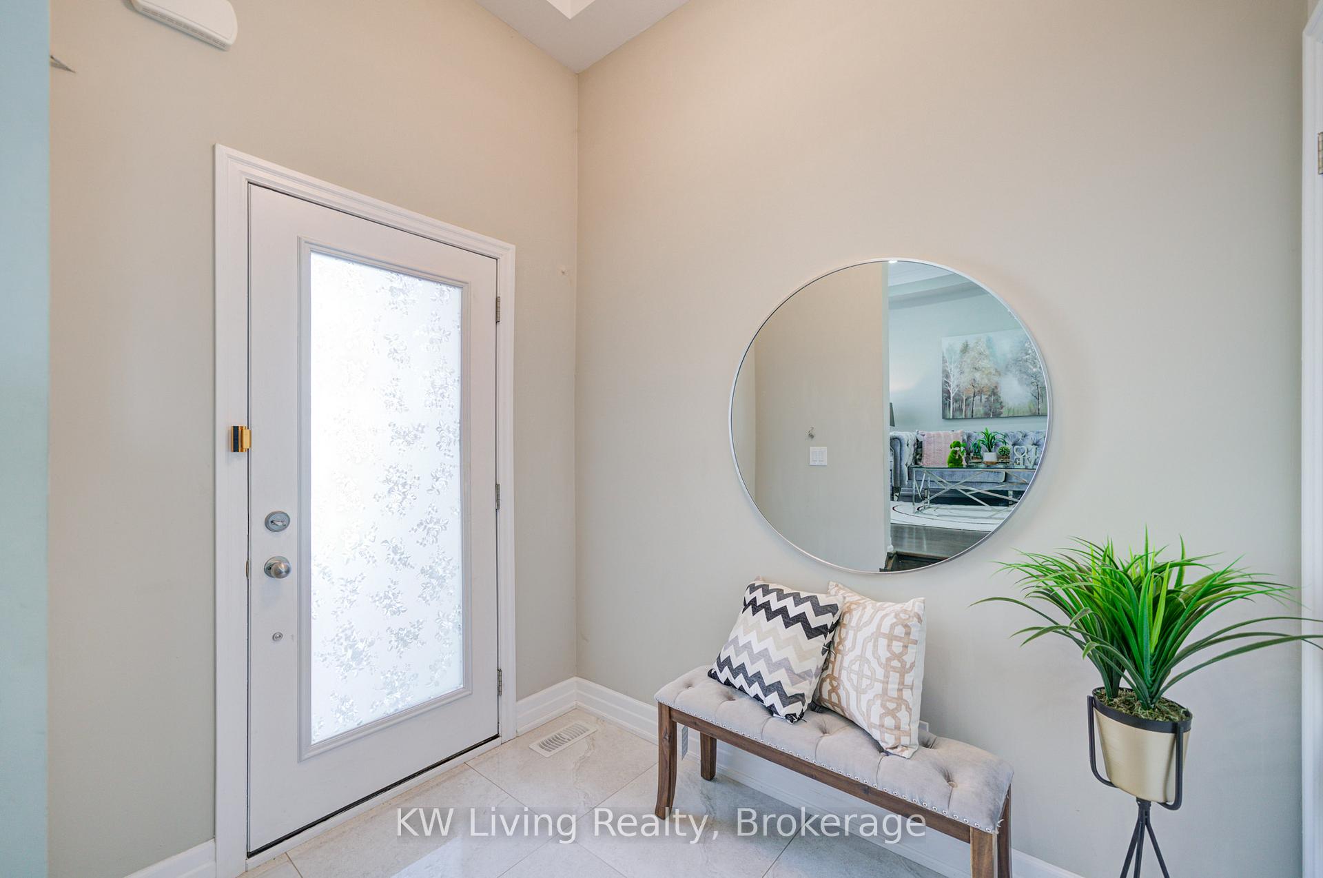 Photo 11 of 109 Ian Baron Avenue, Markham, Village Green-South Unionville — HOMEH