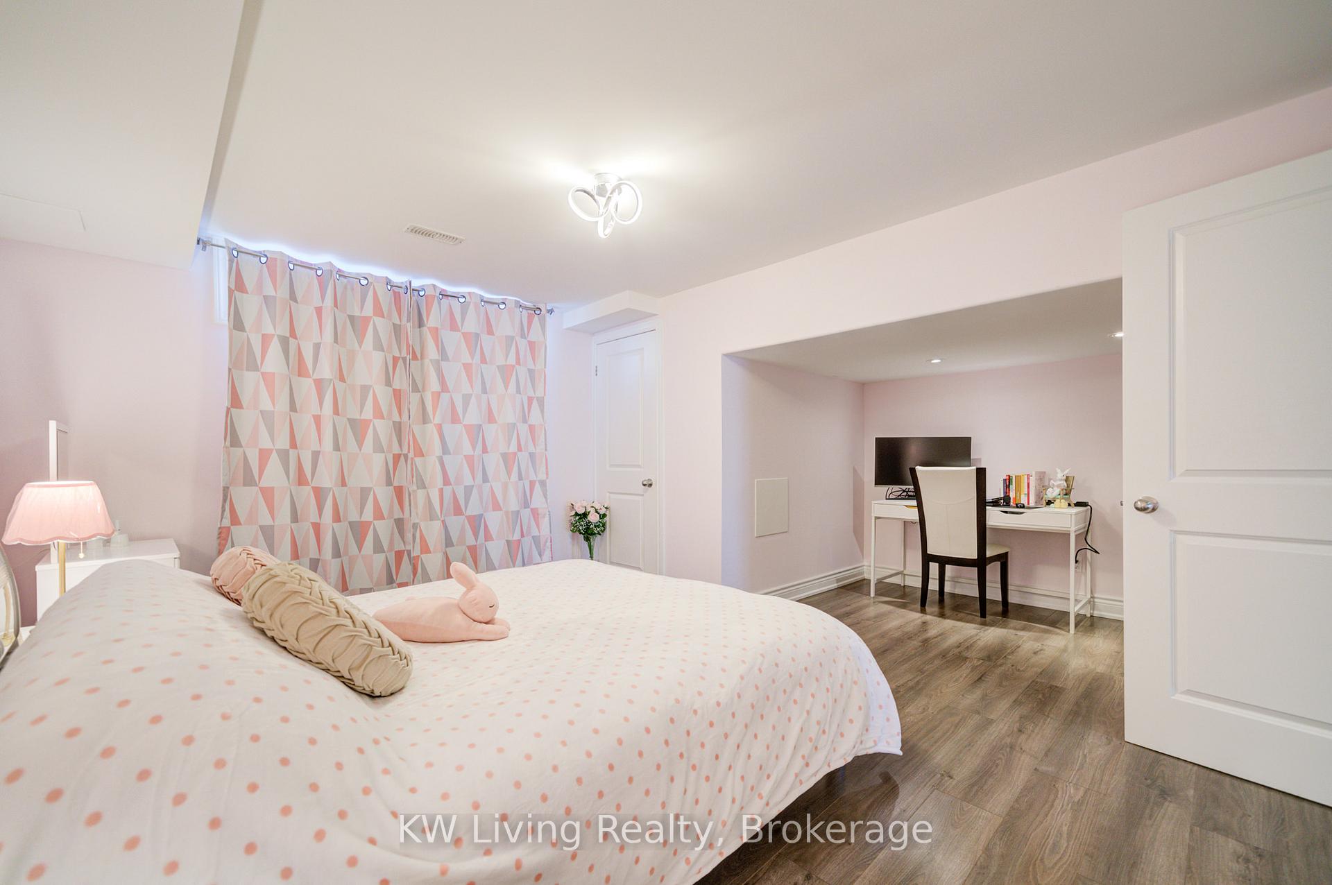 Photo 19 of 109 Ian Baron Avenue, Markham, Village Green-South Unionville — HOMEH