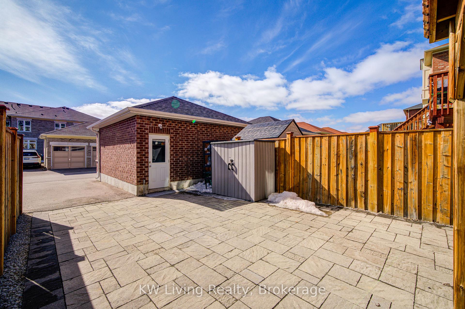 Photo 23 of 109 Ian Baron Avenue, Markham, Village Green-South Unionville — HOMEH