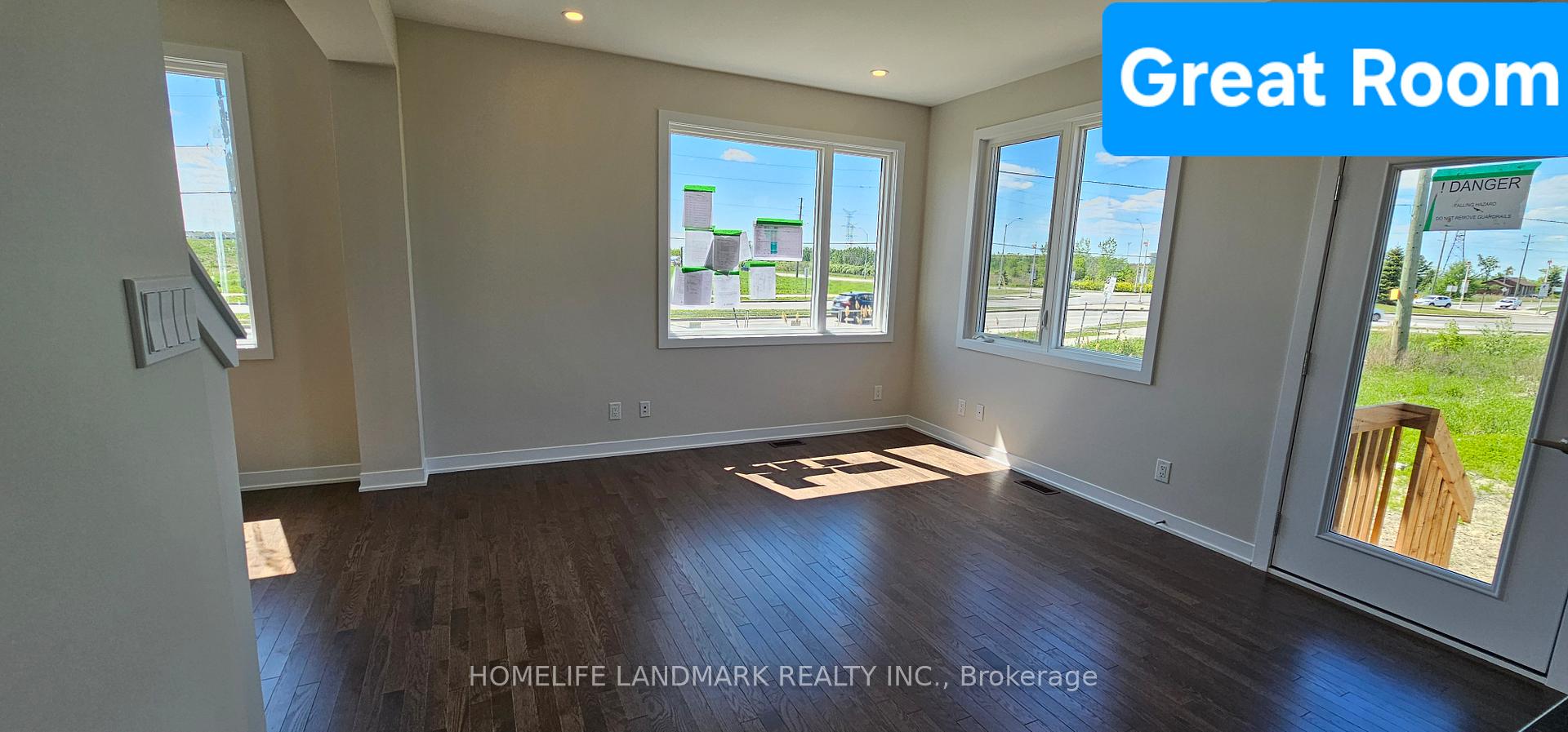 Photo 11 of 101 Ryan Reynolds Way, Ottawa, Orleans Wood — HOMEH