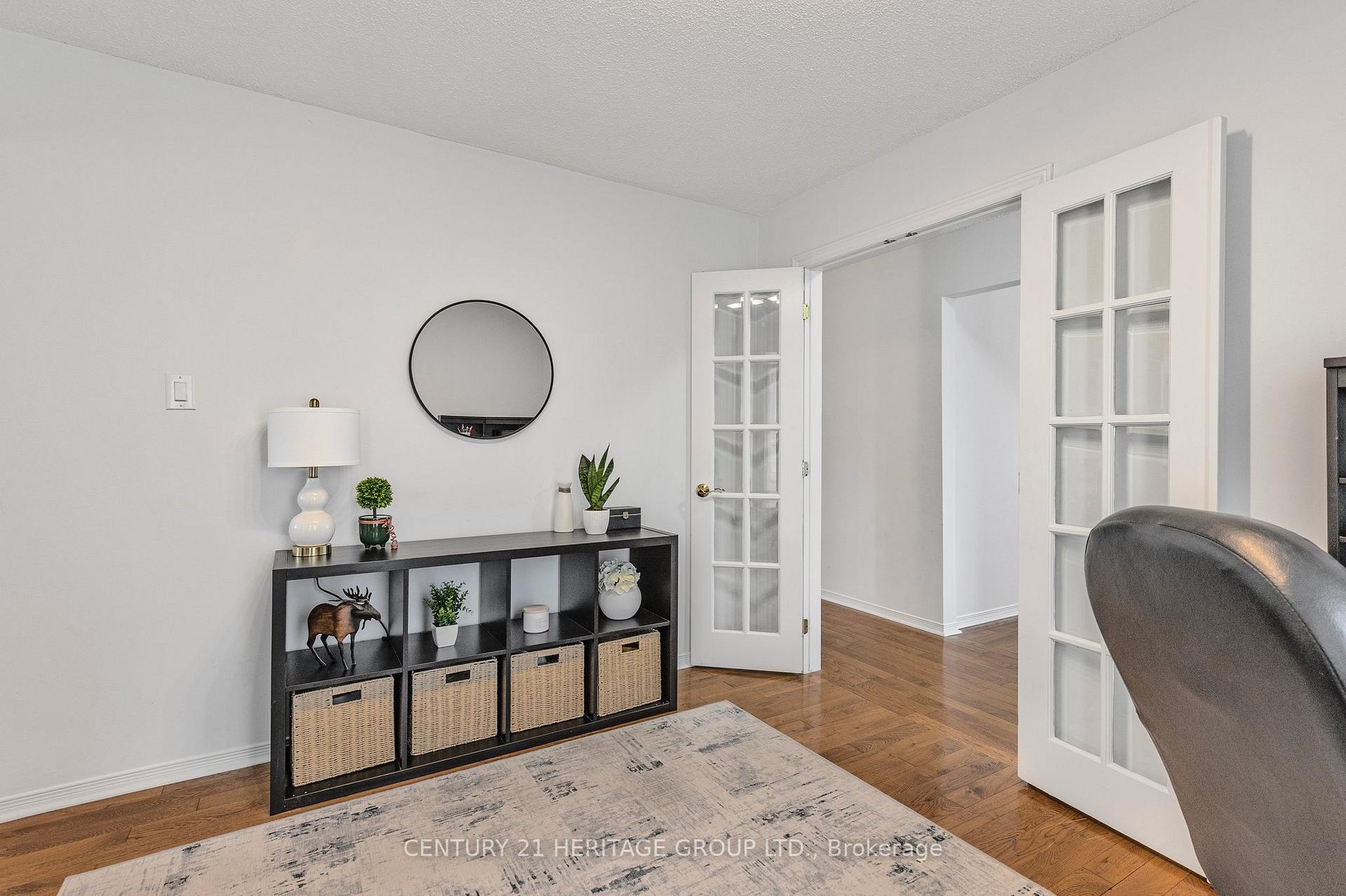 Photo 8 of 46 Covent Crescent, Aurora, Aurora Highlands — HOMEH