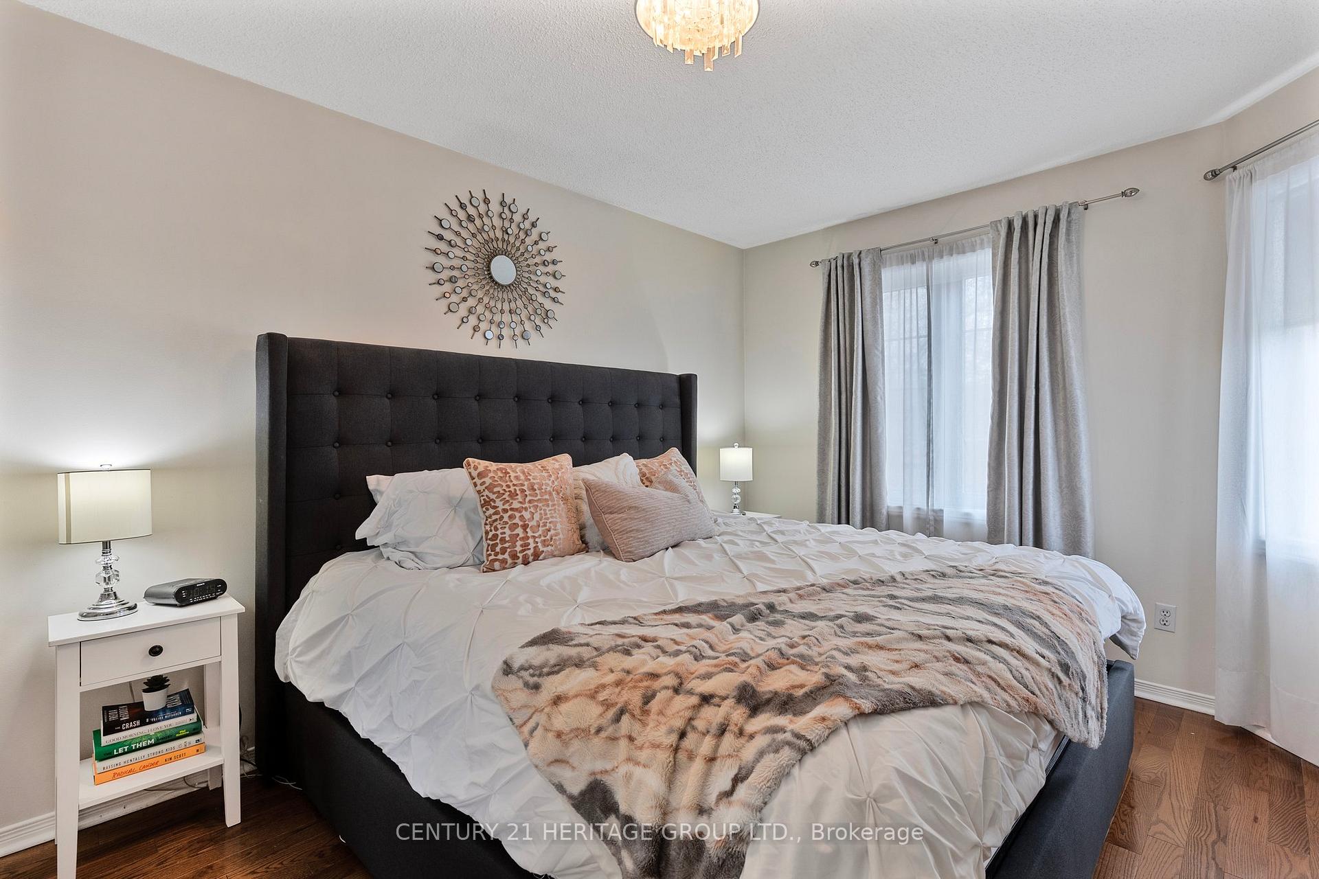 Photo 15 of 46 Covent Crescent, Aurora, Aurora Highlands — HOMEH