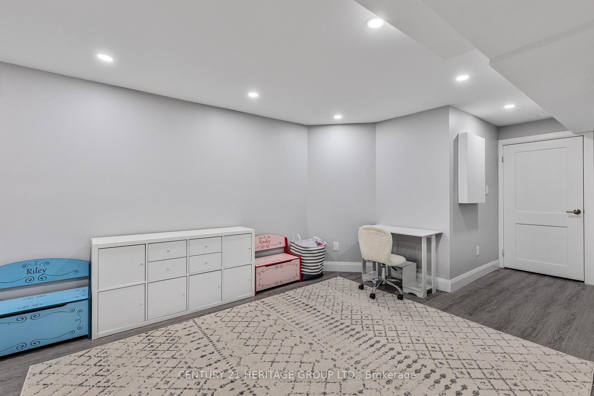 Photo 36 of 46 Covent Crescent, Aurora, Aurora Highlands — HOMEH