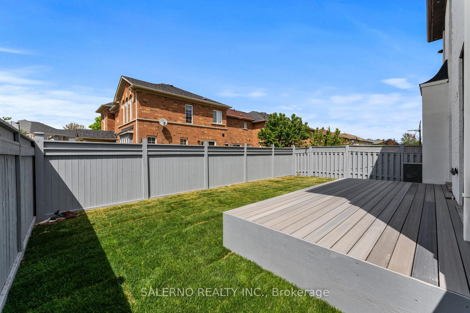 Photo 31 of 64 Dolce Crescent, Vaughan, Vellore Village — HOMEH