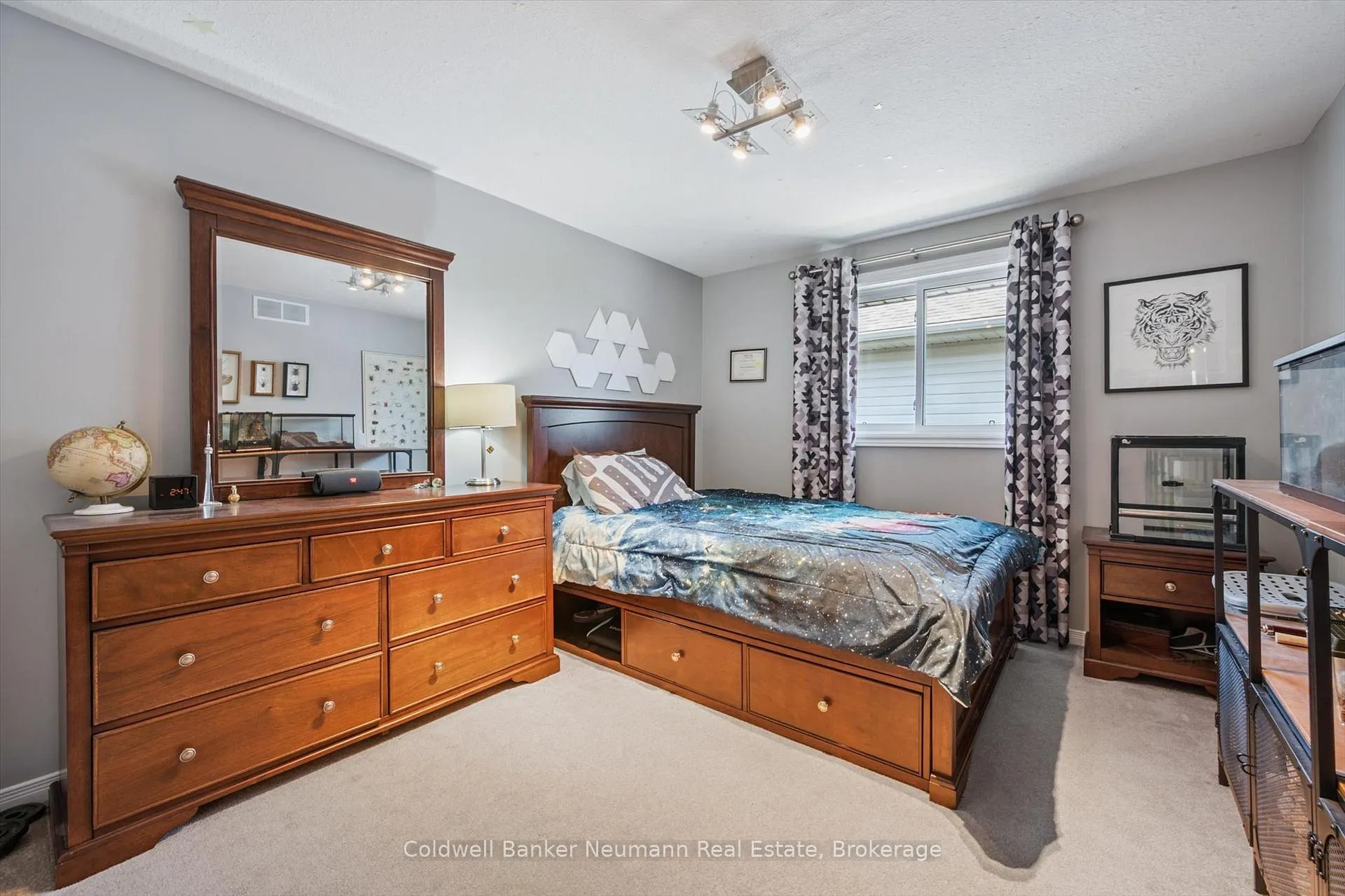 Photo 25 of 147 Milson Crescent, Guelph, Kortright Hills — HOMEH