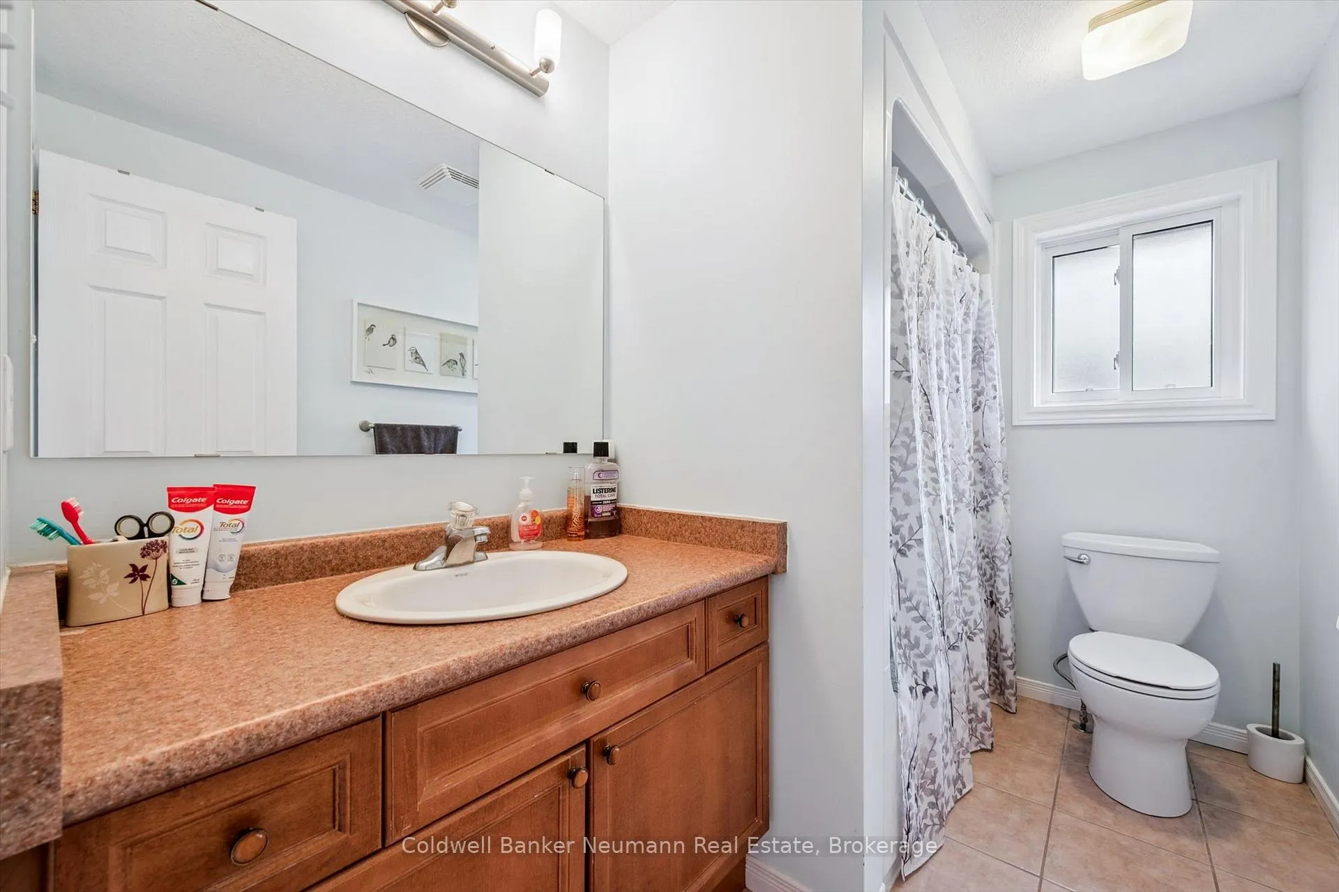 Photo 26 of 147 Milson Crescent, Guelph, Kortright Hills — HOMEH