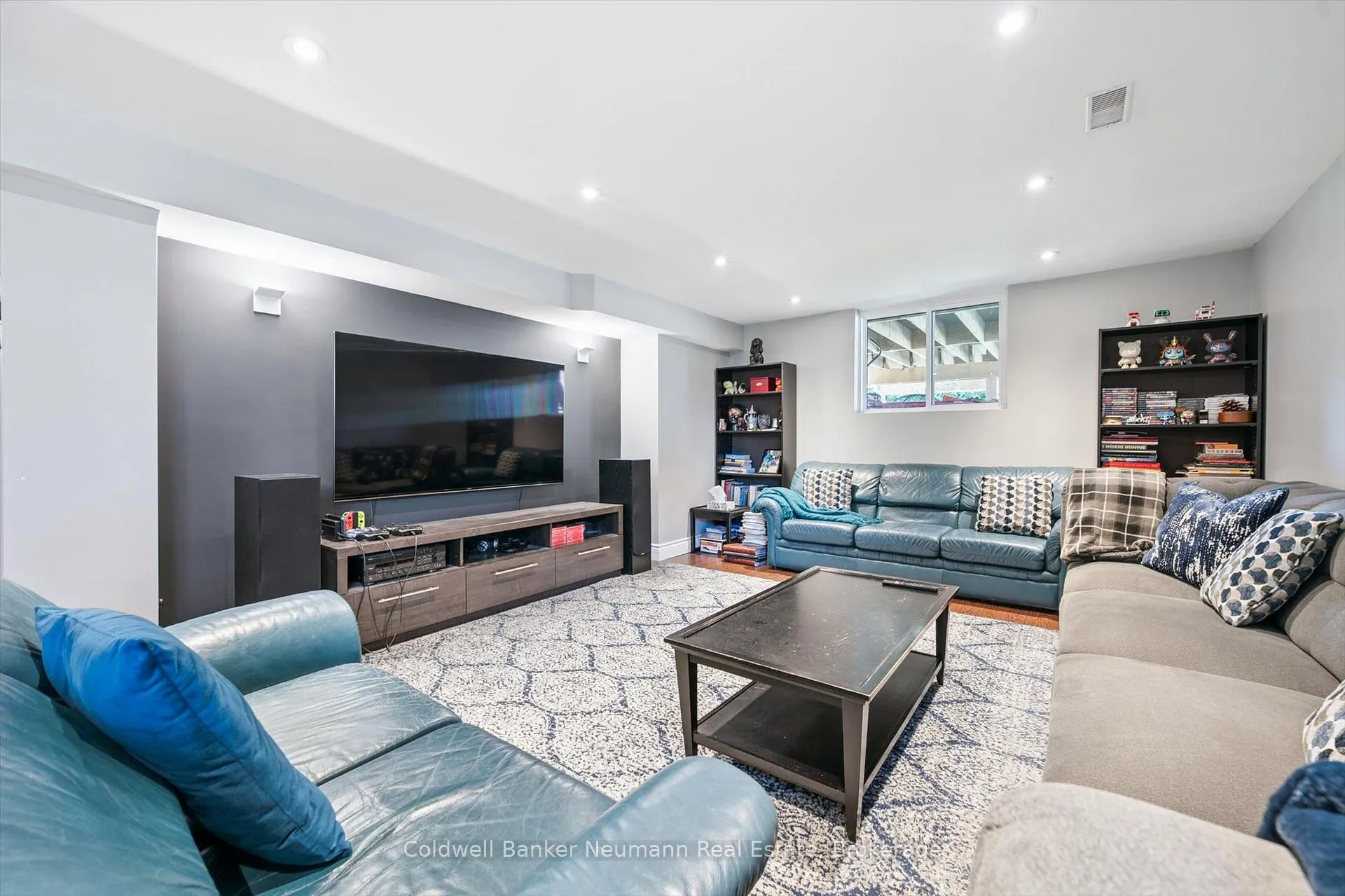 Photo 32 of 147 Milson Crescent, Guelph, Kortright Hills — HOMEH