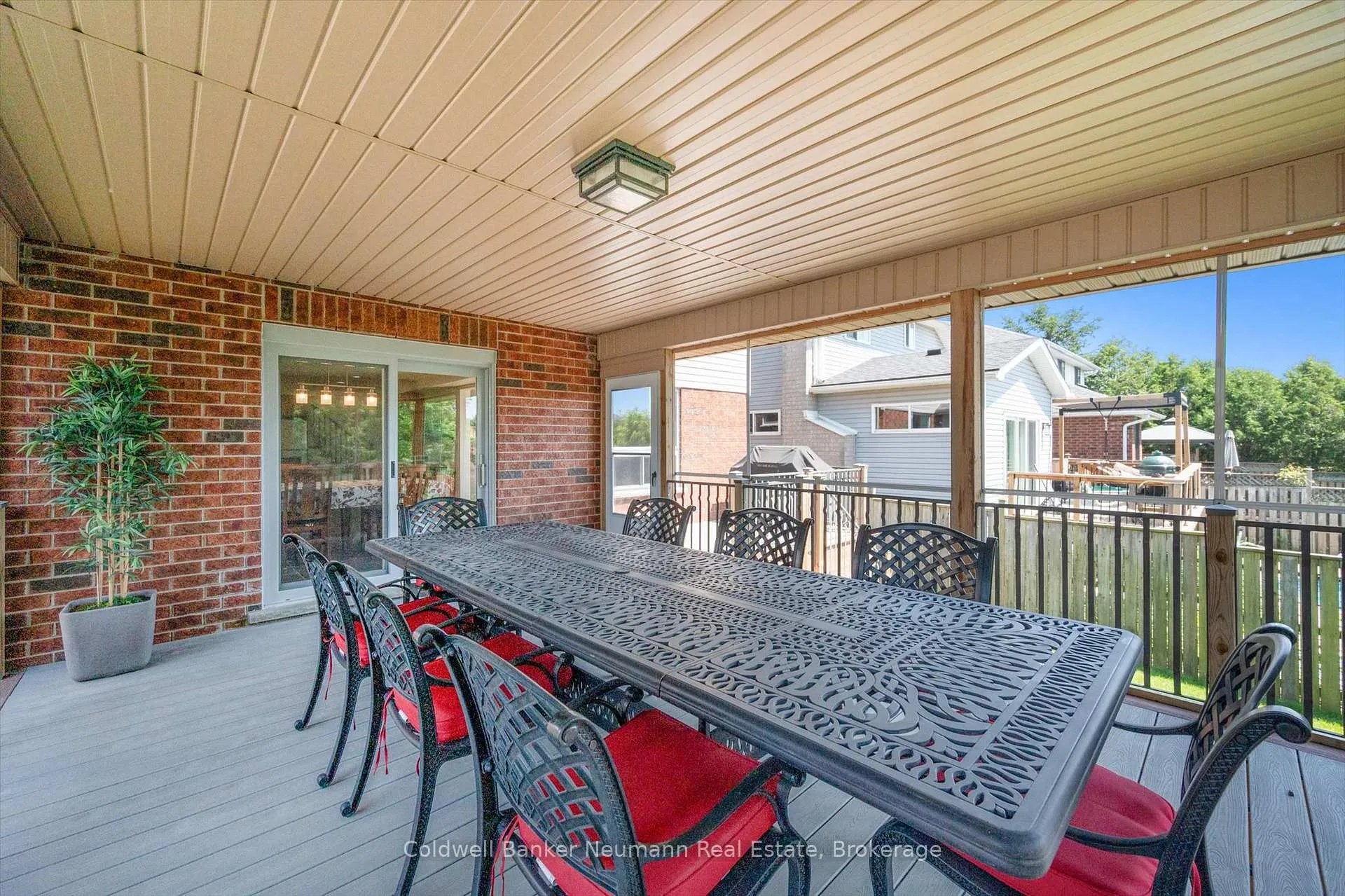Photo 37 of 147 Milson Crescent, Guelph, Kortright Hills — HOMEH