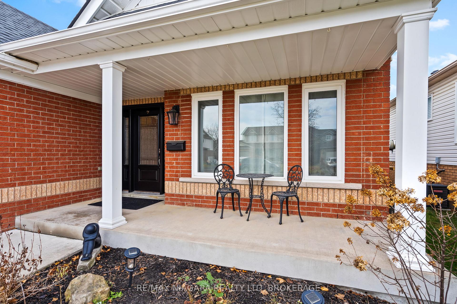 Photo 41 of 107 Westland Street, St. Catharines, Rykert/Vansickle — HOMEH