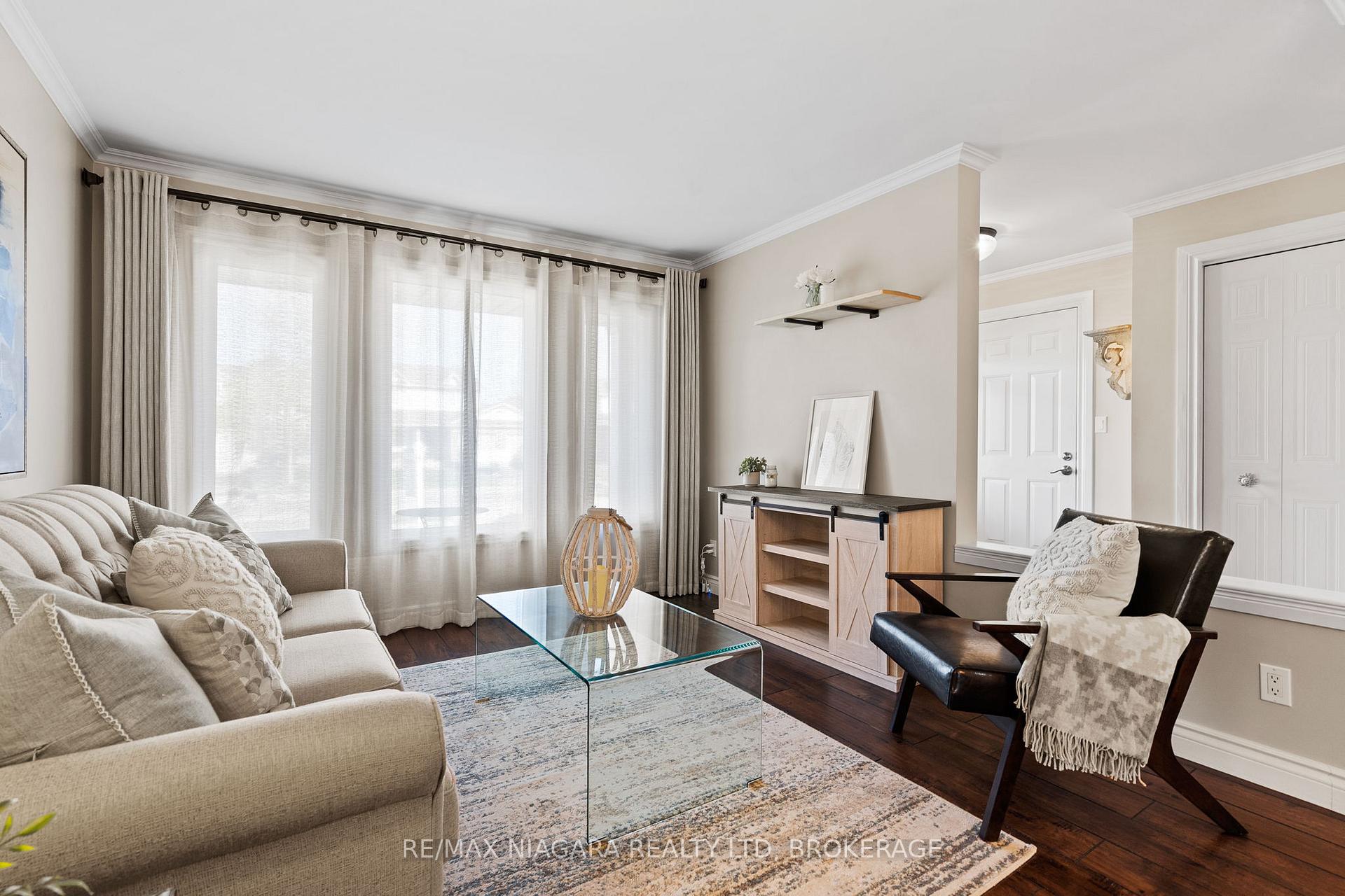 Photo 6 of 107 Westland Street, St. Catharines, Rykert/Vansickle — HOMEH