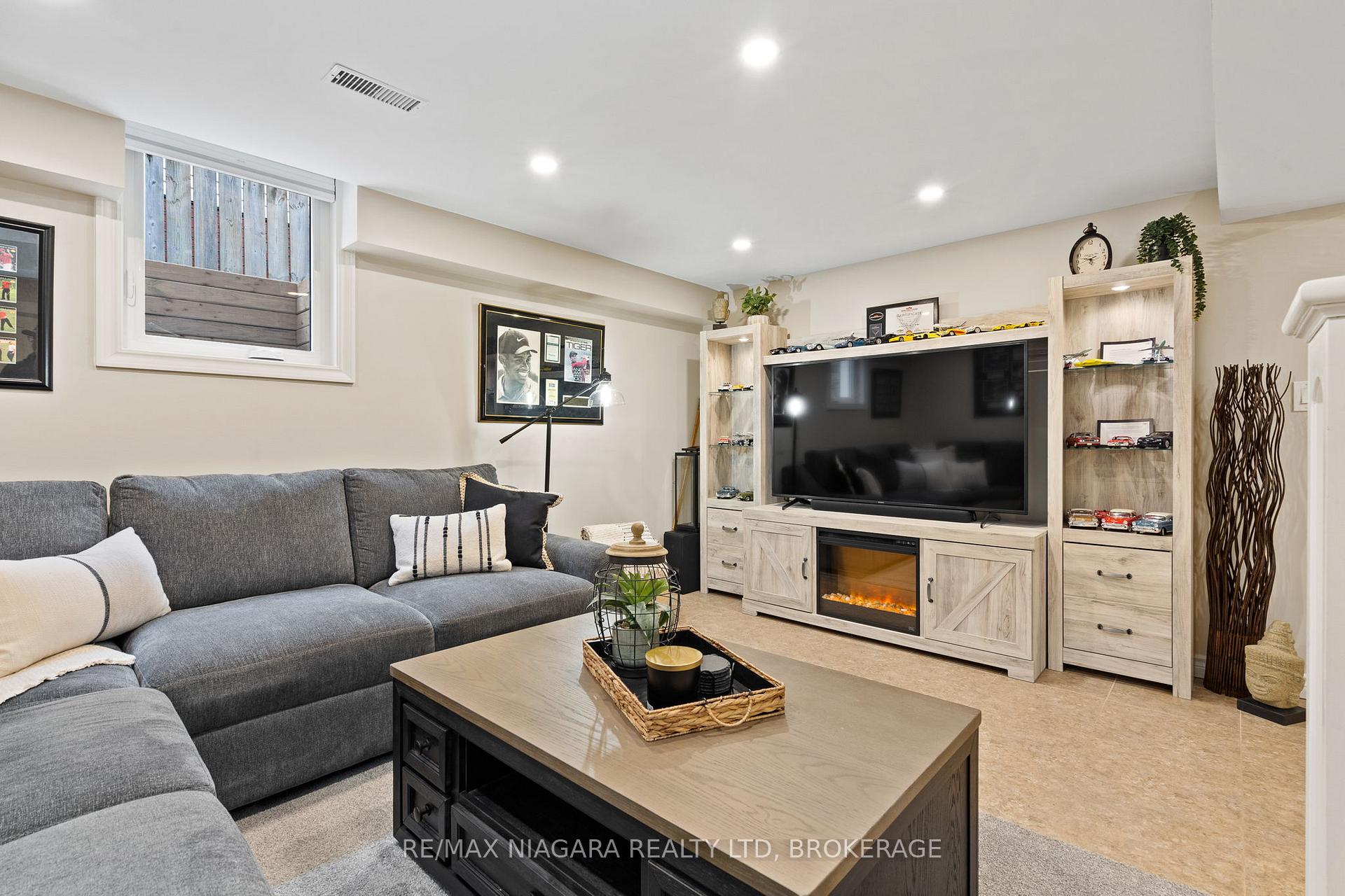 Photo 26 of 107 Westland Street, St. Catharines, Rykert/Vansickle — HOMEH