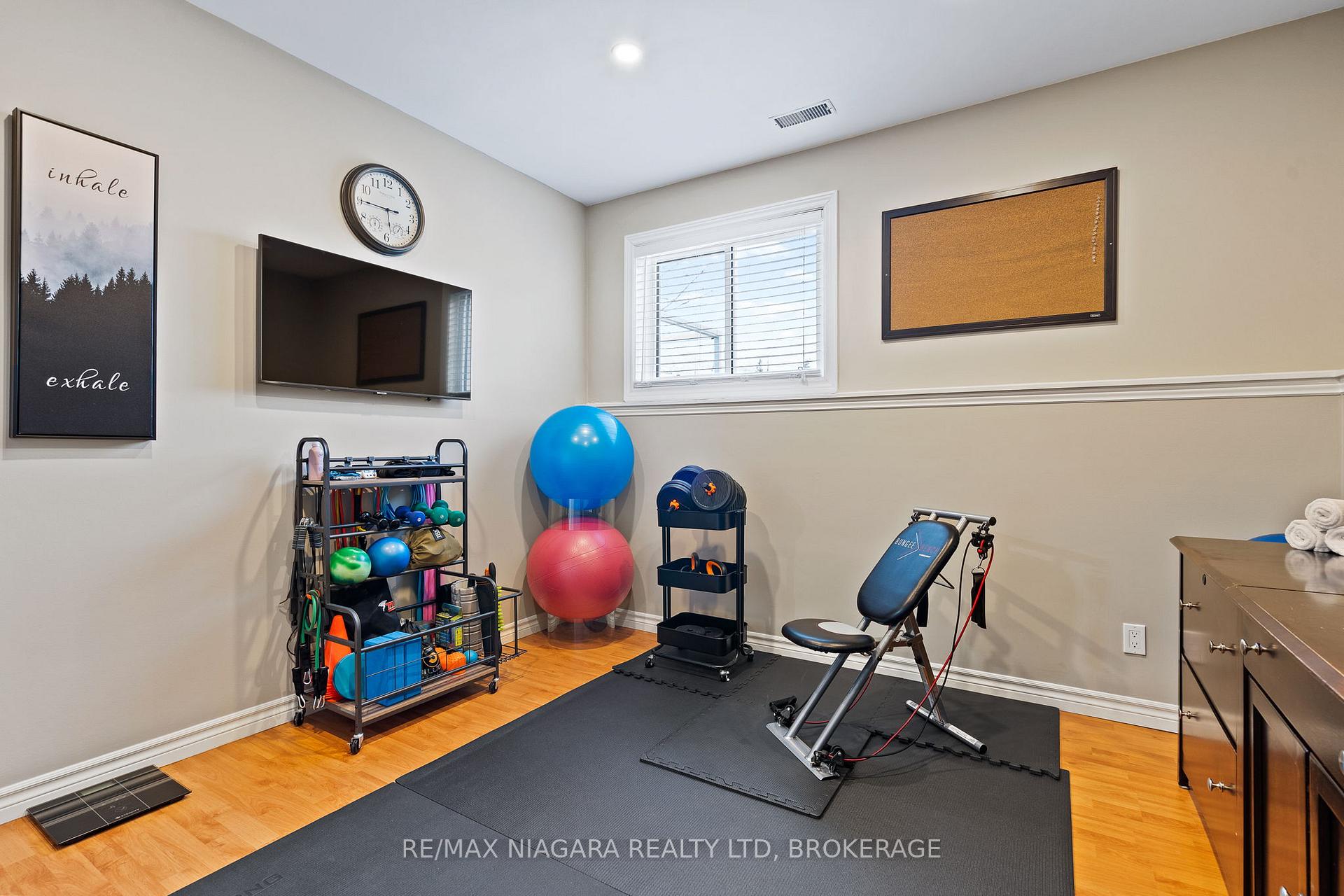 Photo 19 of 107 Westland Street, St. Catharines, Rykert/Vansickle — HOMEH