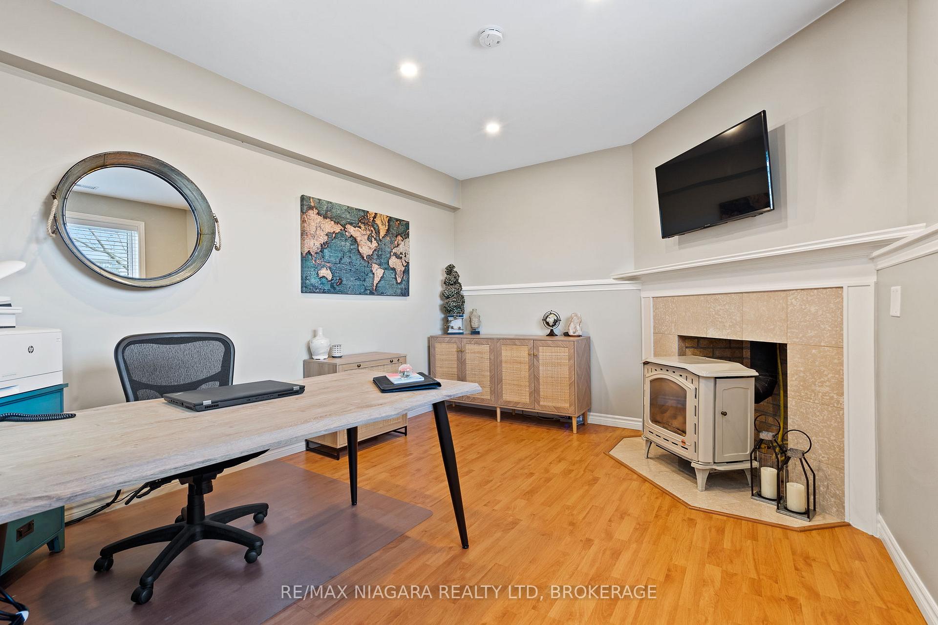 Photo 23 of 107 Westland Street, St. Catharines, Rykert/Vansickle — HOMEH