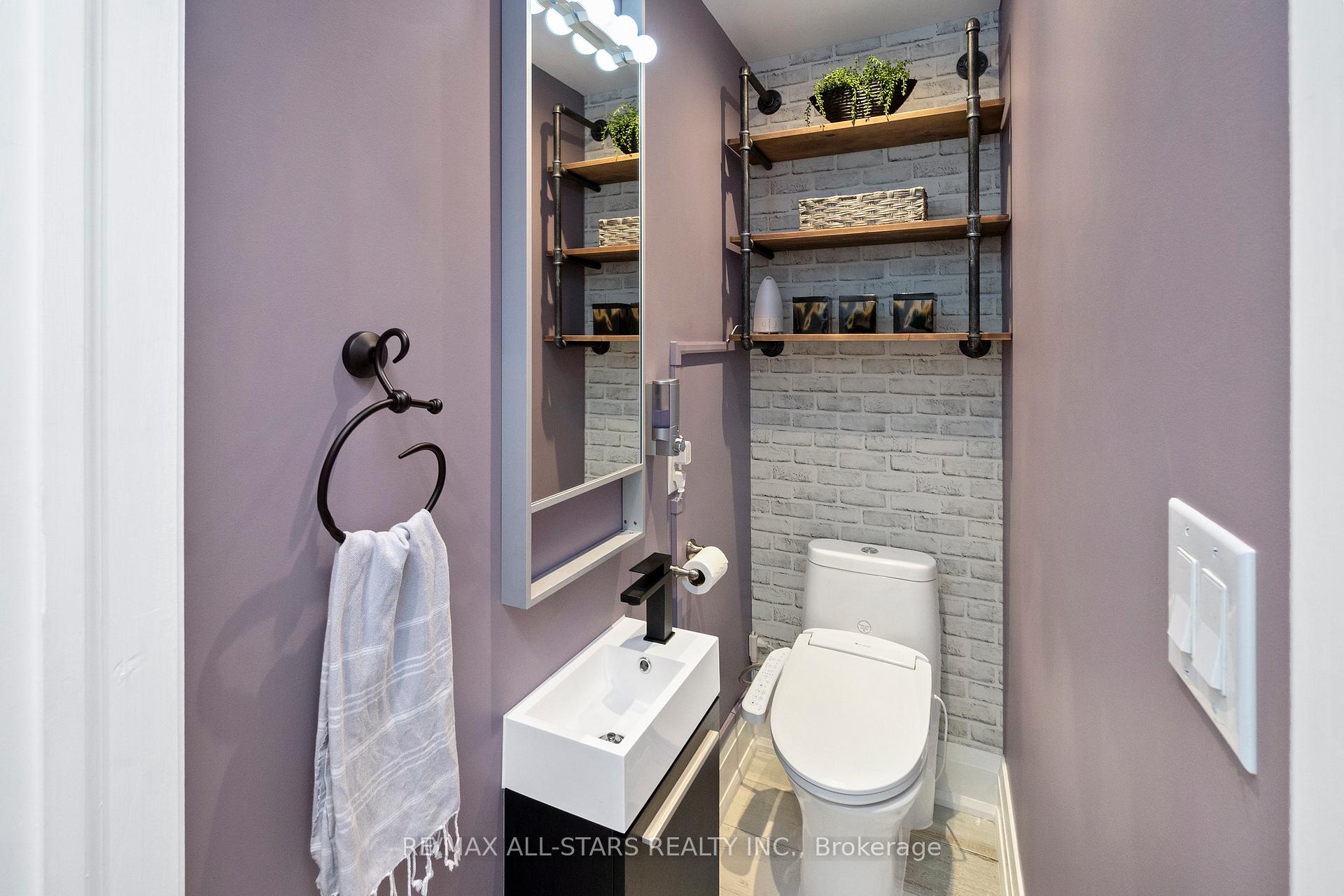Photo 13 of 156 Leslie Street, Toronto, South Riverdale — HOMEH