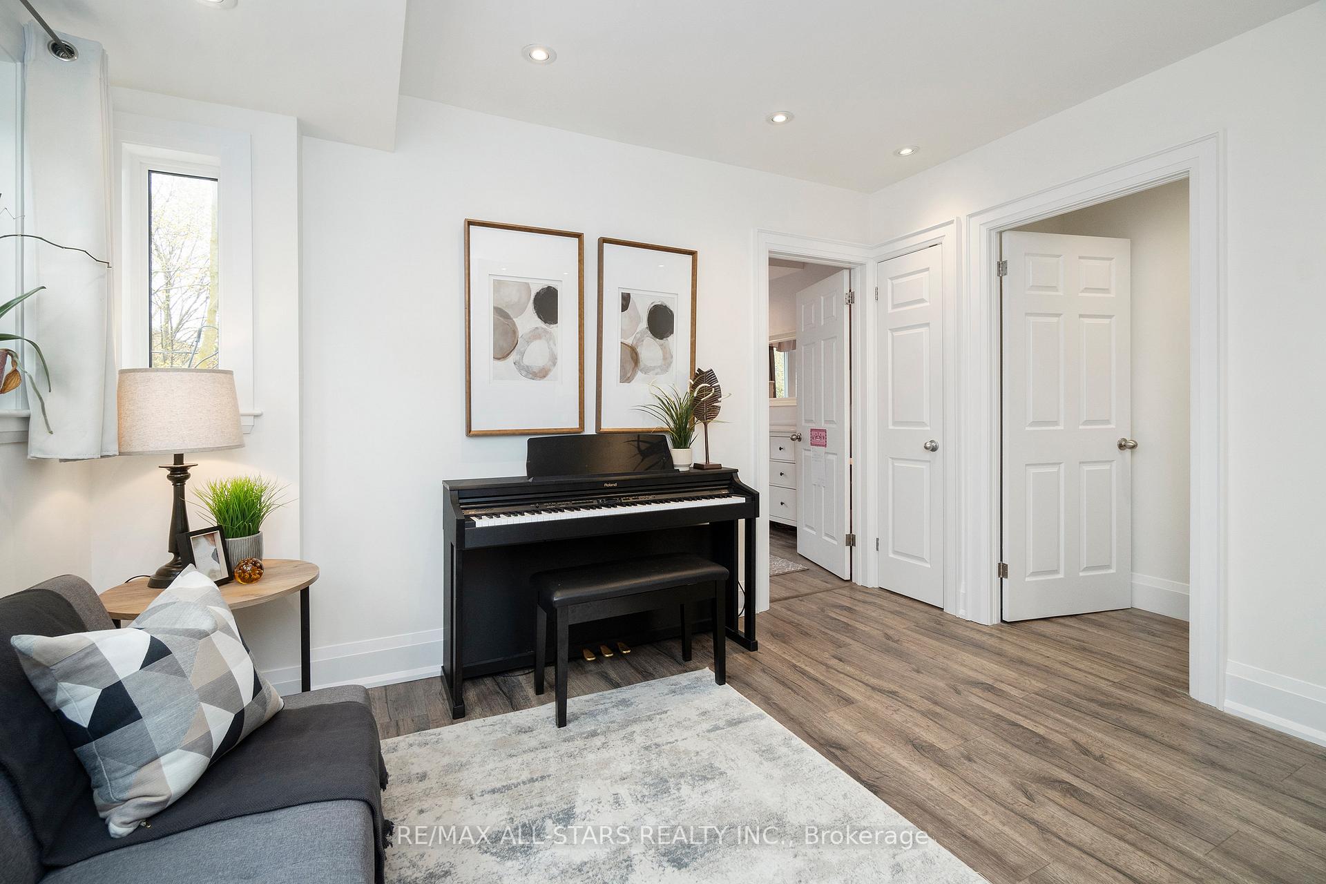 Photo 8 of 156 Leslie Street, Toronto, South Riverdale — HOMEH