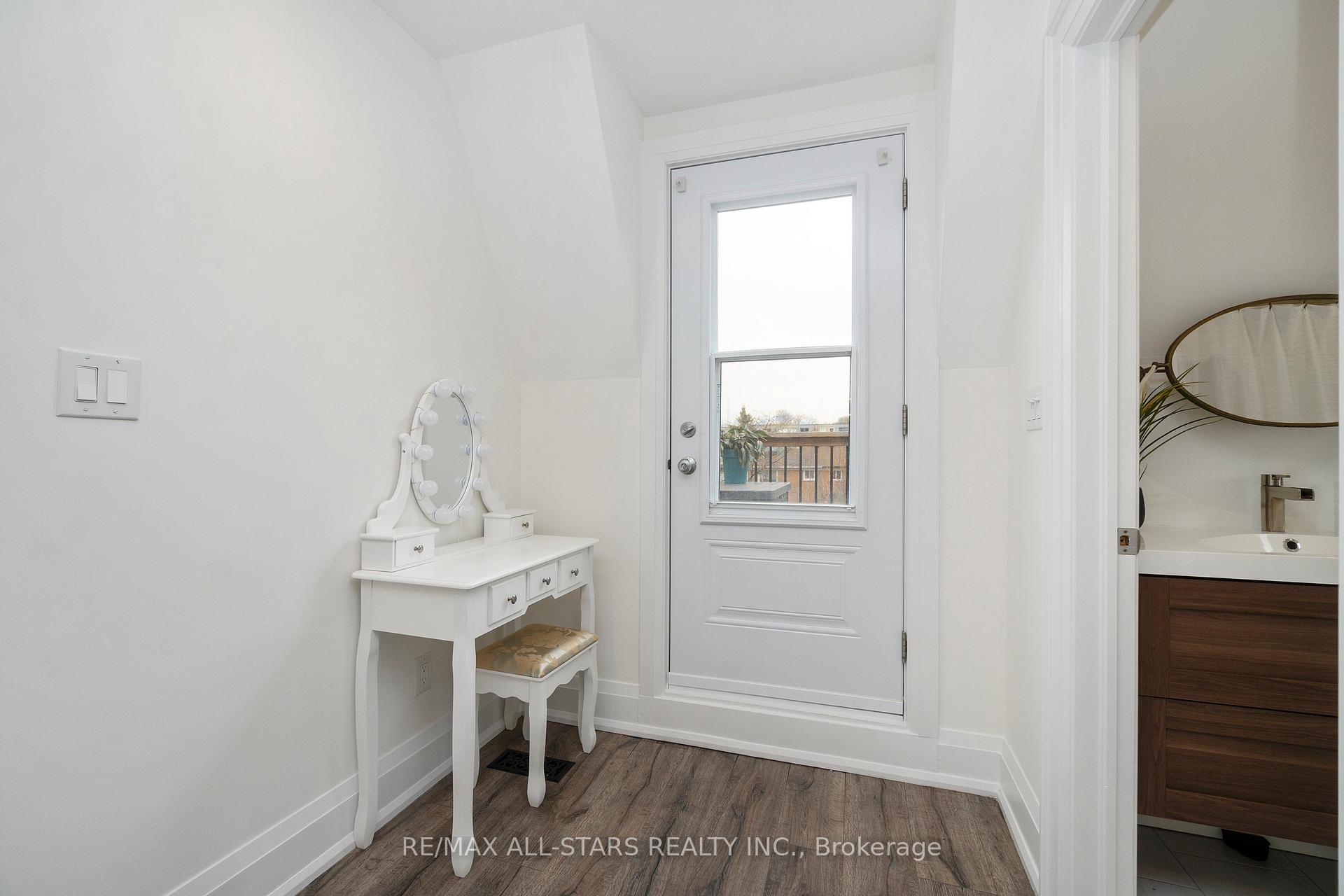 Photo 12 of 156 Leslie Street, Toronto, South Riverdale — HOMEH