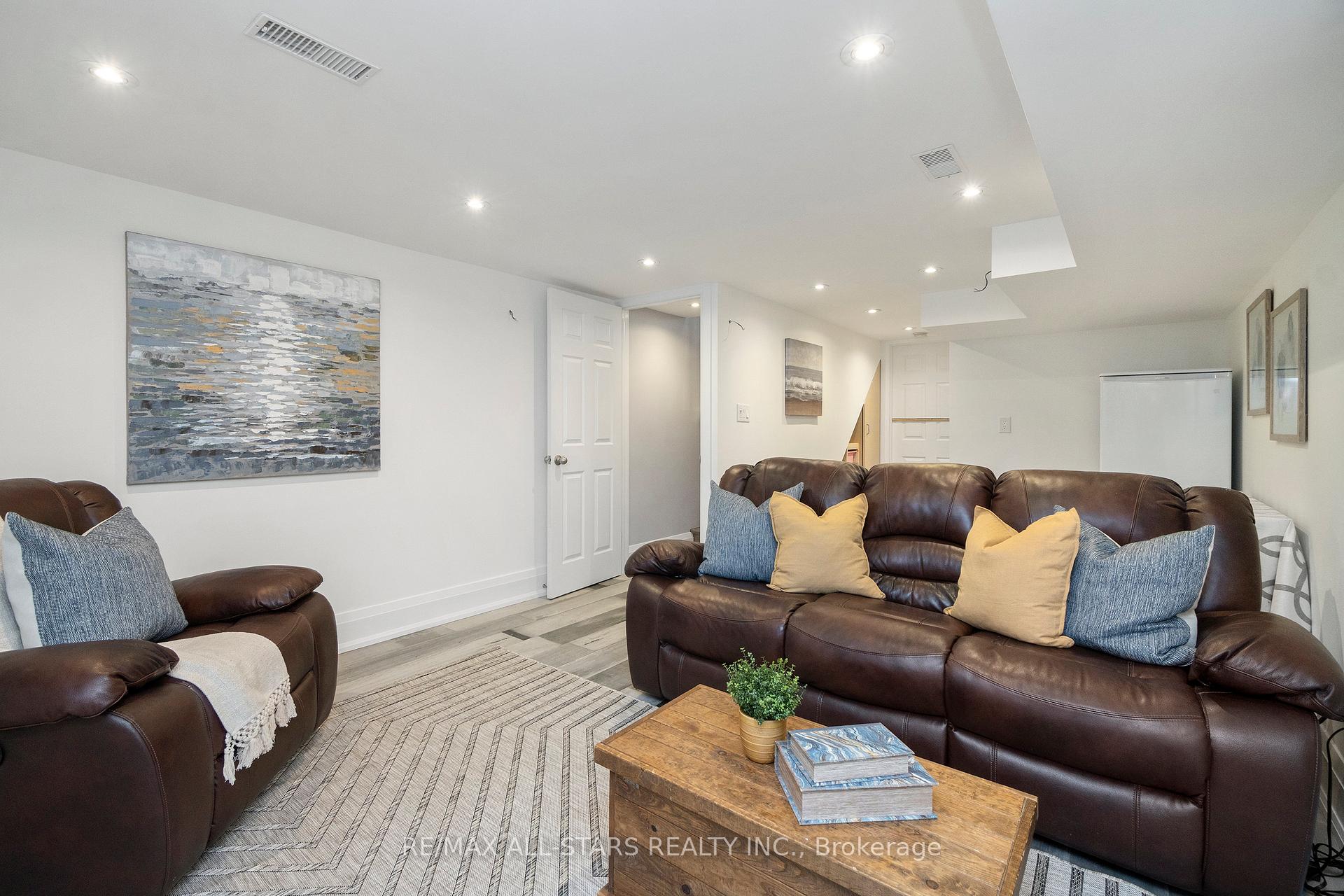 Photo 24 of 156 Leslie Street, Toronto, South Riverdale — HOMEH