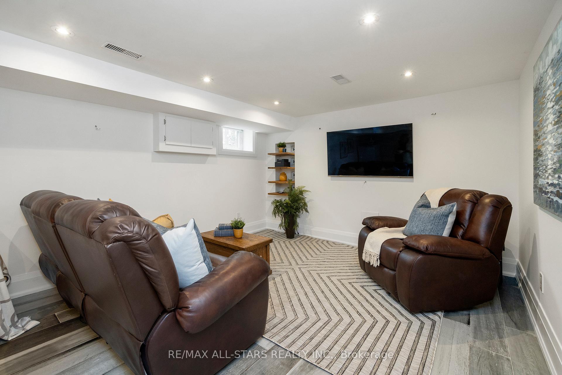 Photo 25 of 156 Leslie Street, Toronto, South Riverdale — HOMEH