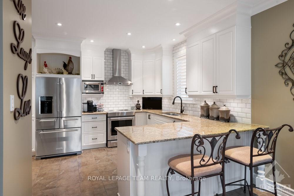 Photo 2 of 527 Golden Sedge Way, Ottawa, Blossom Park/Kemp Park/Findlay Creek — HOMEH