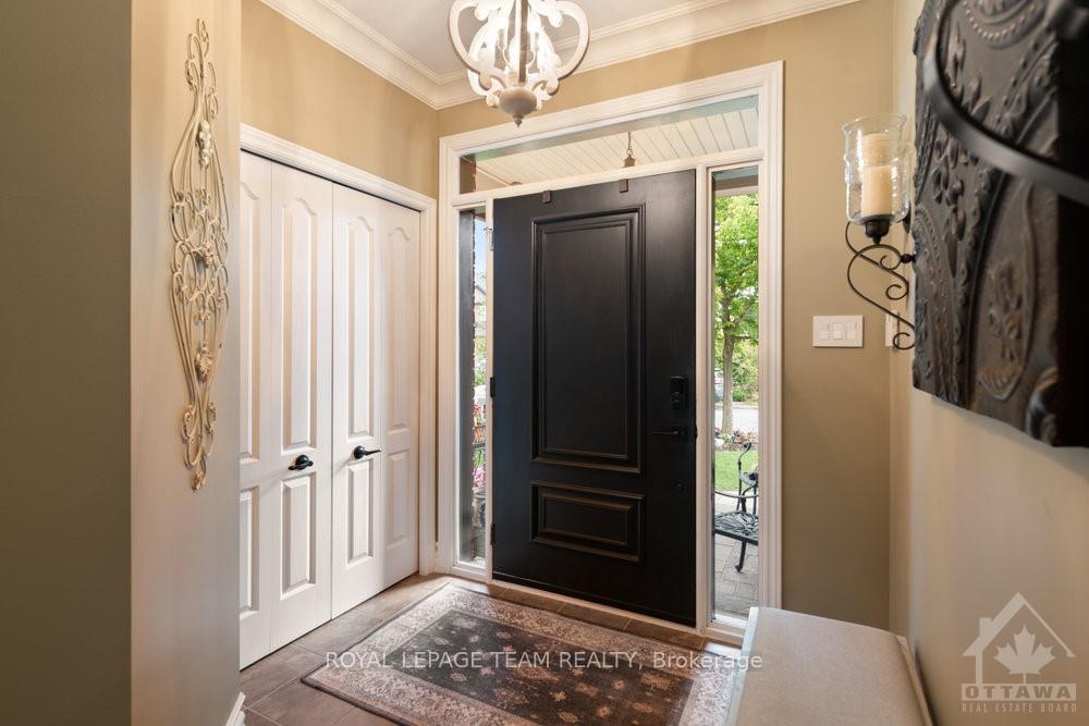 Photo 4 of 527 Golden Sedge Way, Ottawa, Blossom Park/Kemp Park/Findlay Creek — HOMEH
