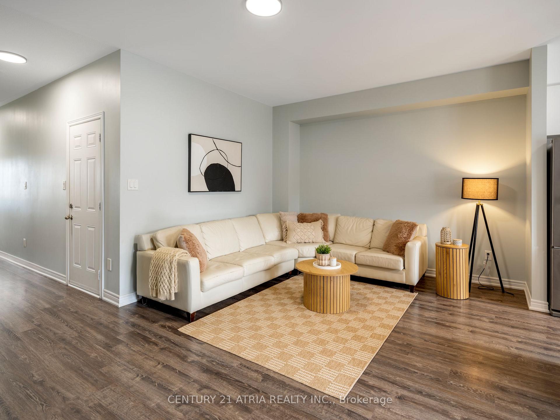 Photo 12 of 1109 Stantin Street, Innisfil, Lefroy — HOMEH