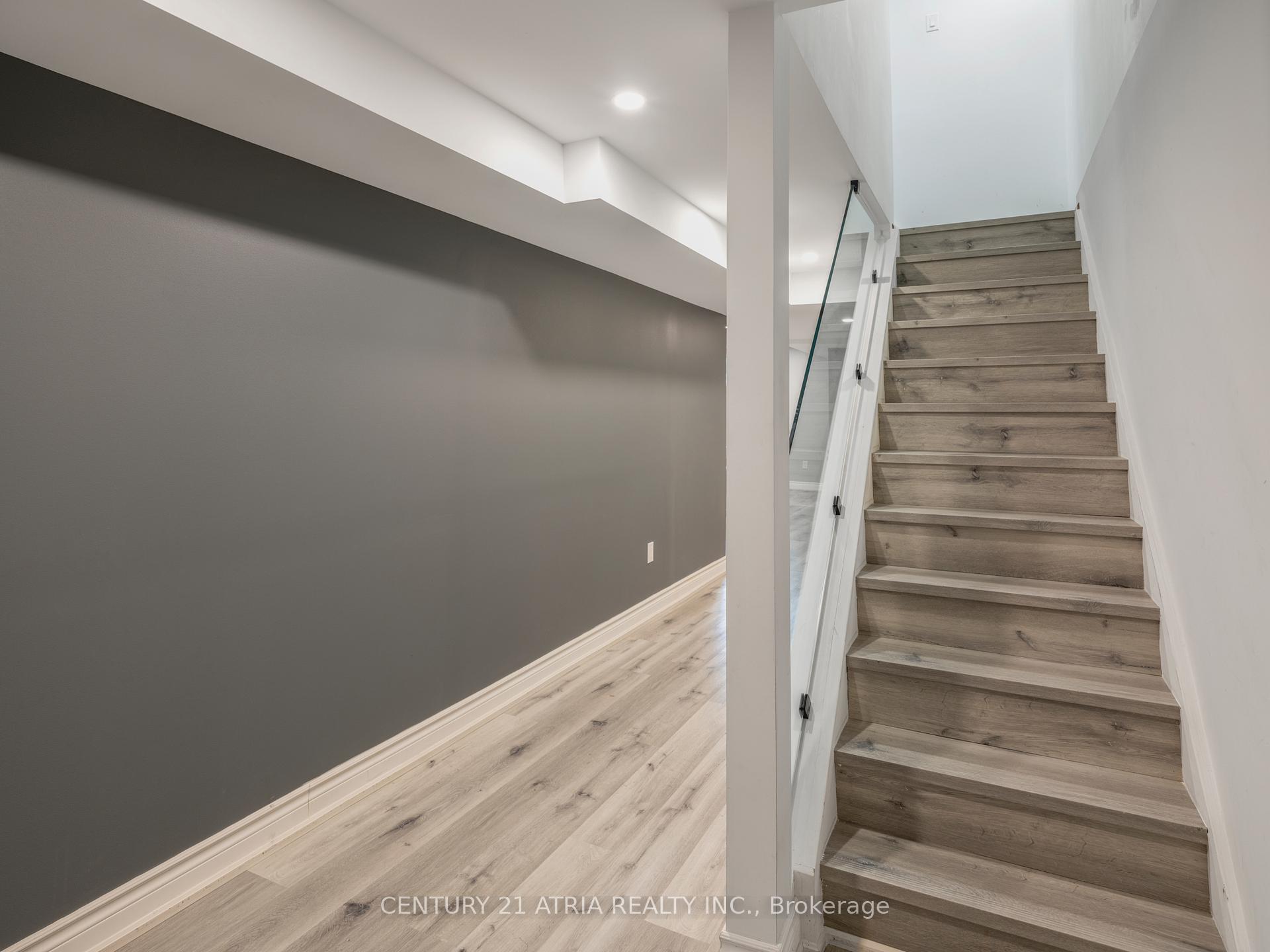 Photo 14 of 1109 Stantin Street, Innisfil, Lefroy — HOMEH