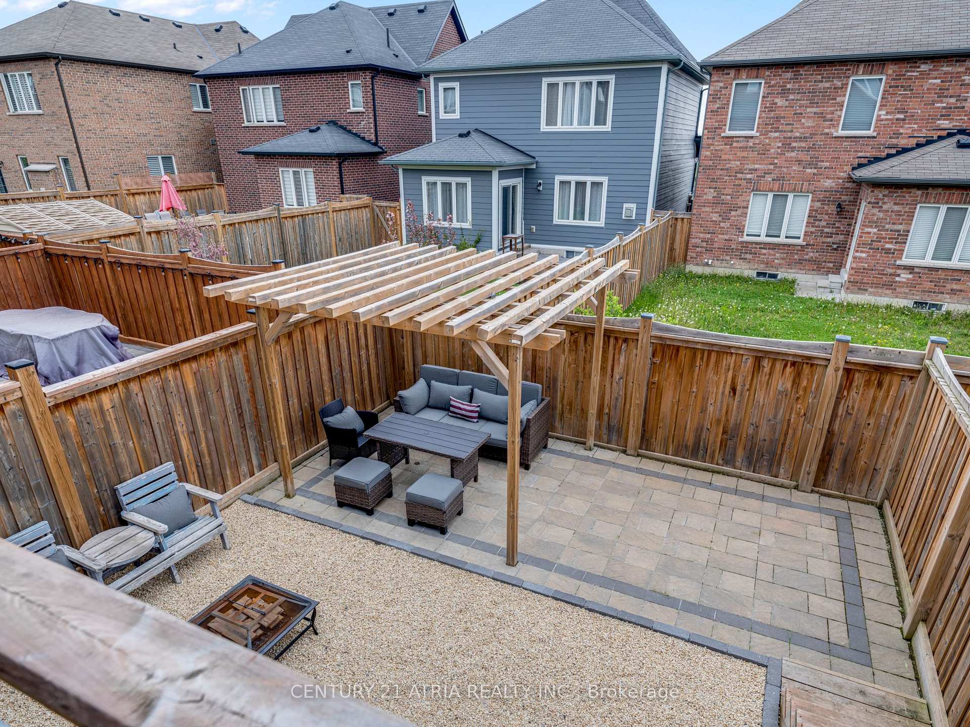 Photo 28 of 1109 Stantin Street, Innisfil, Lefroy — HOMEH