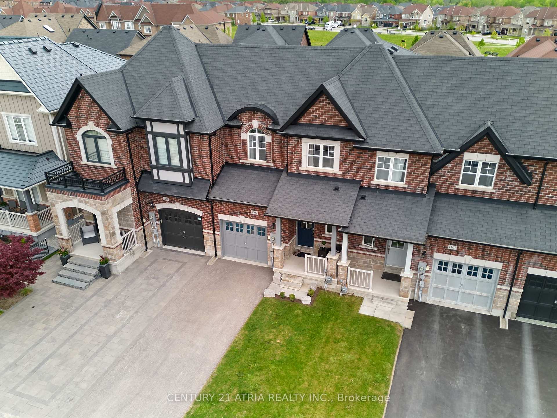 Photo 31 of 1109 Stantin Street, Innisfil, Lefroy — HOMEH