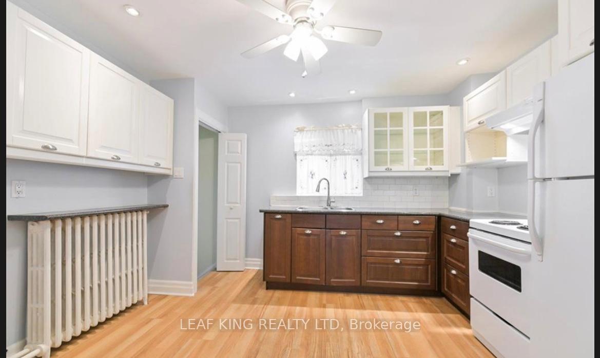 Photo 3 of Unit Main & Up, 186 Woodmount Avenue, Toronto, Danforth Village-East York — HOMEH