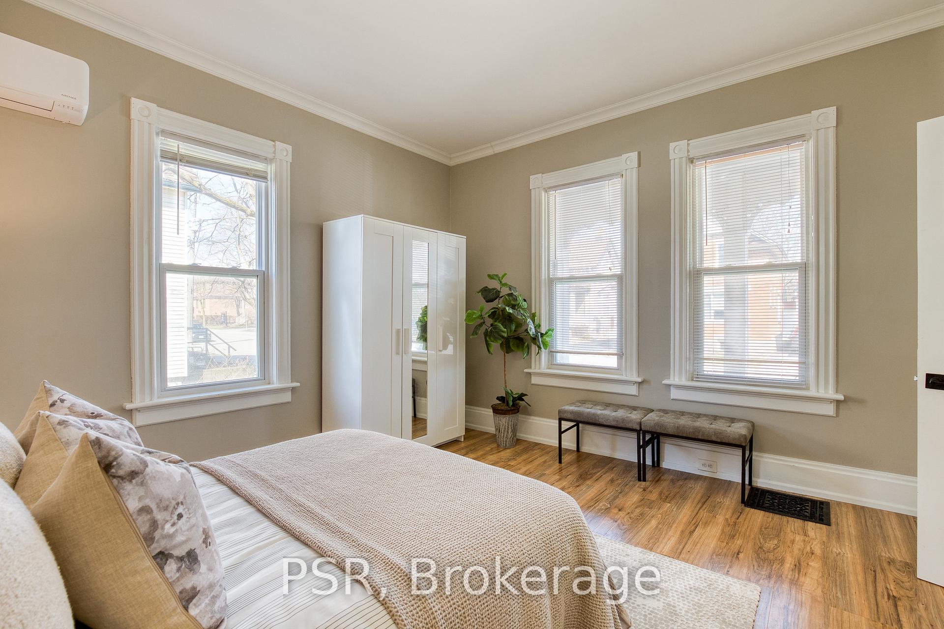 Photo 4 of Unit A, 51 Dupont Unit A Street, Waterloo — HOMEH