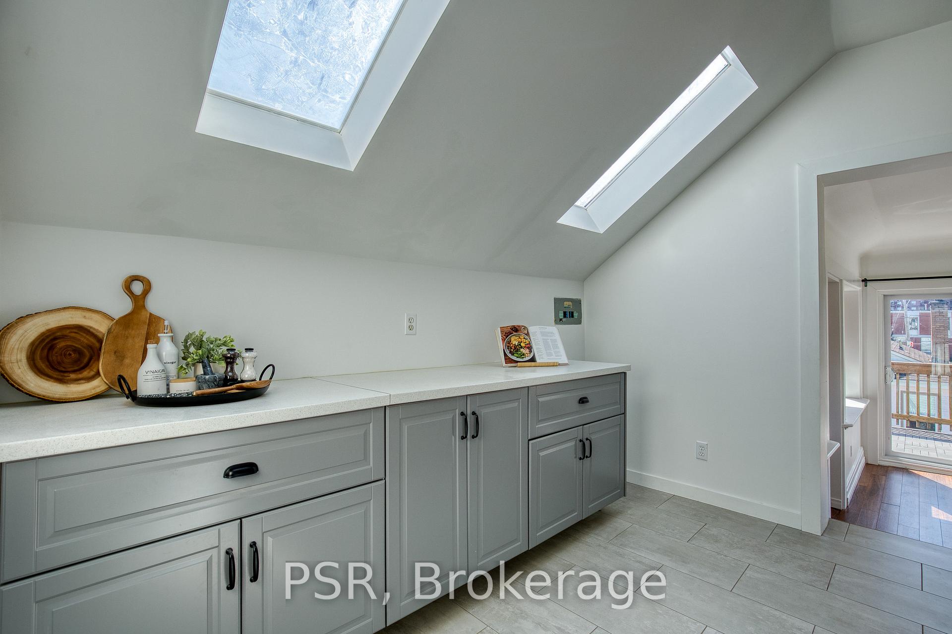Photo 27 of Unit A, 51 Dupont Unit A Street, Waterloo — HOMEH