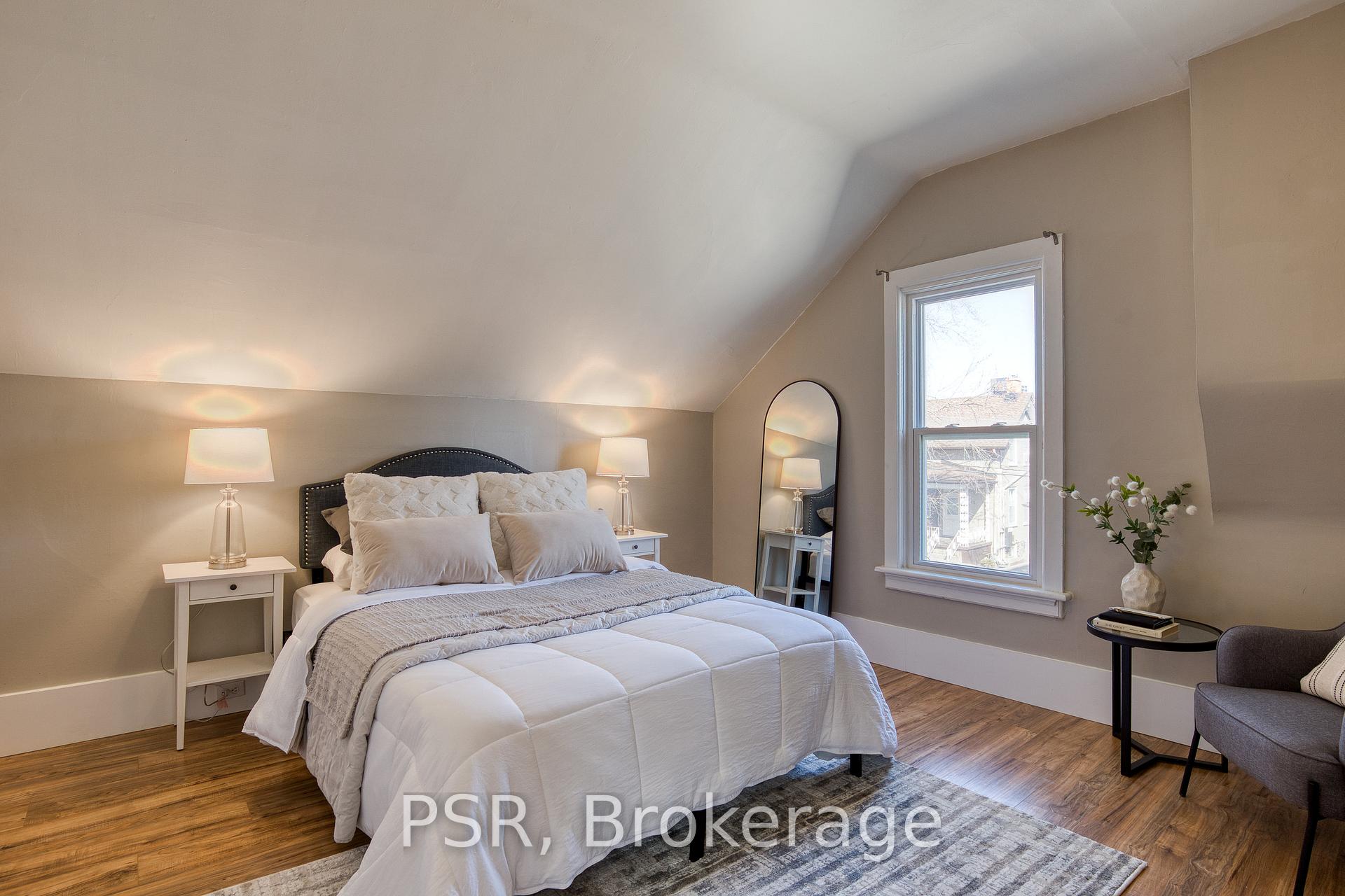 Photo 12 of Unit A, 51 Dupont Unit A Street, Waterloo — HOMEH