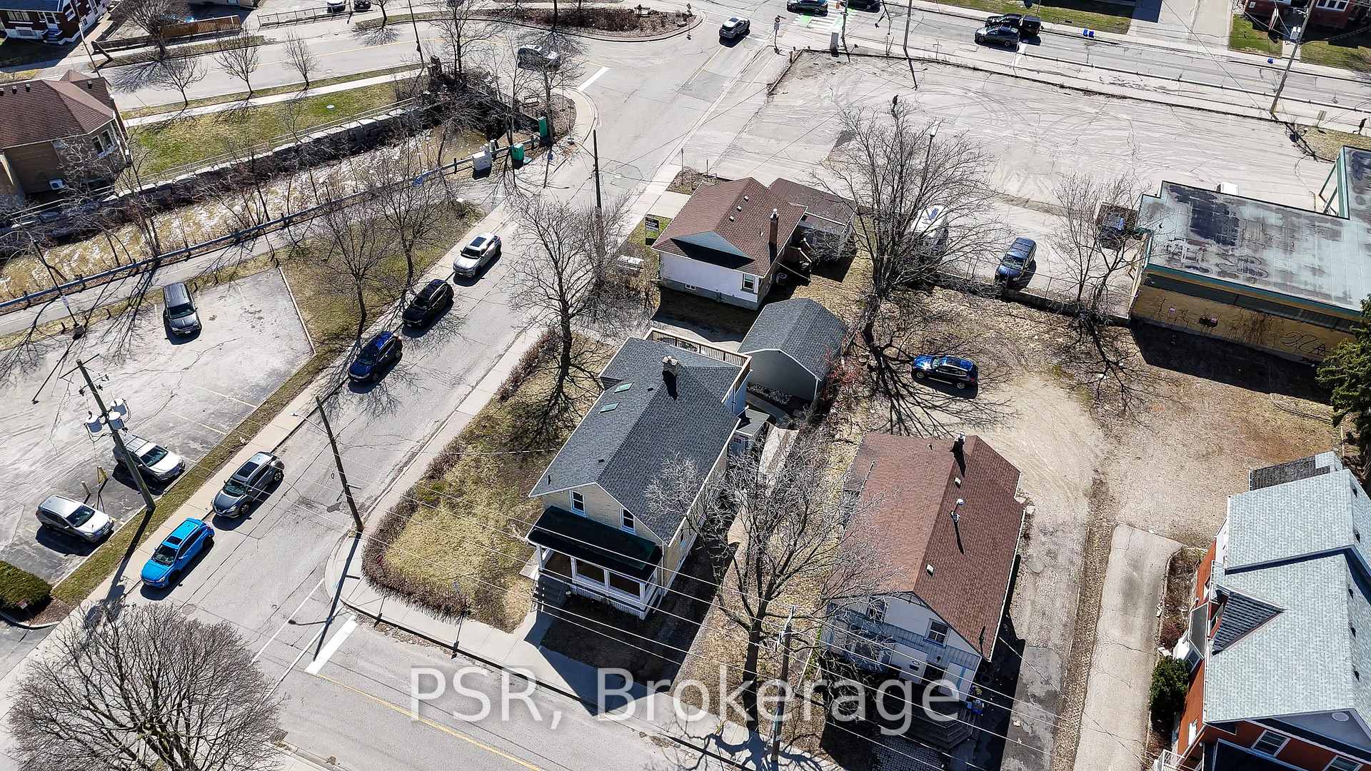 Photo 18 of Unit A, 51 Dupont Unit A Street, Waterloo — HOMEH