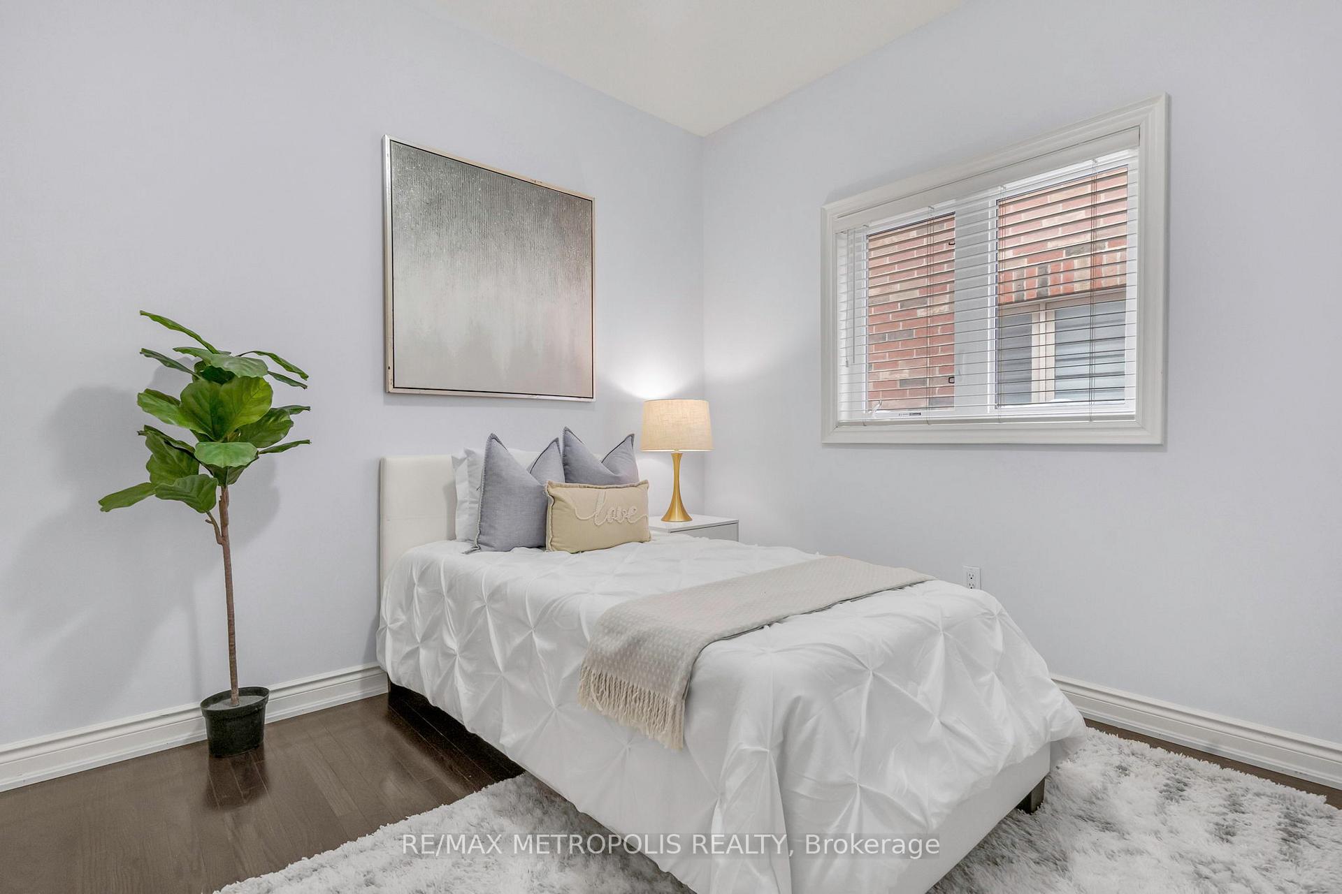 Photo 43 of 27 Dunedin Drive, Vaughan, Kleinburg — HOMEH