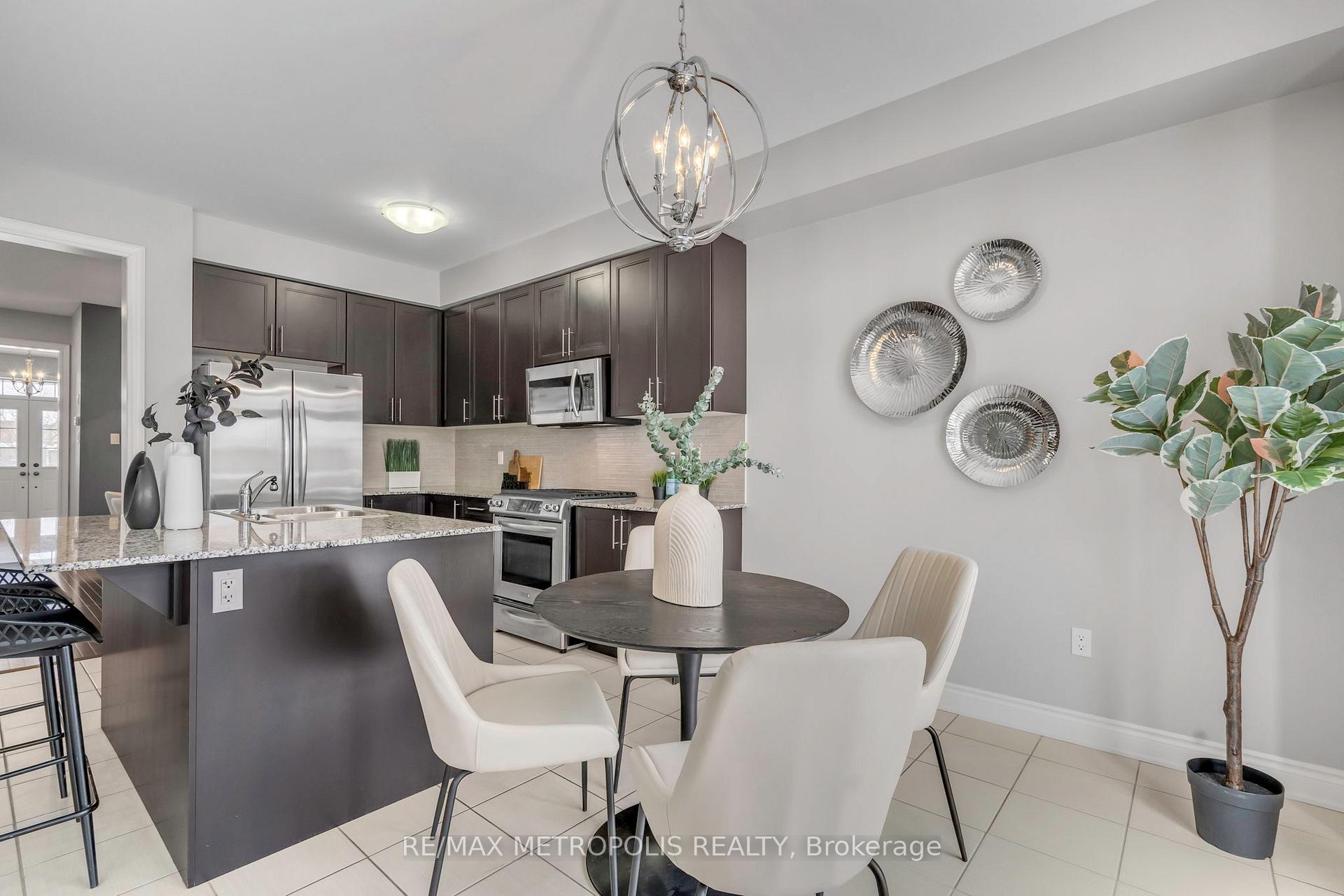 Photo 44 of 27 Dunedin Drive, Vaughan, Kleinburg — HOMEH