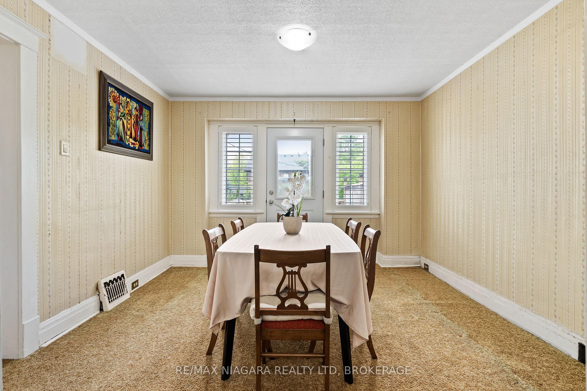 Photo 2 of 56 Highland Avenue, St. Catharines, Old Glenridge — HOMEH
