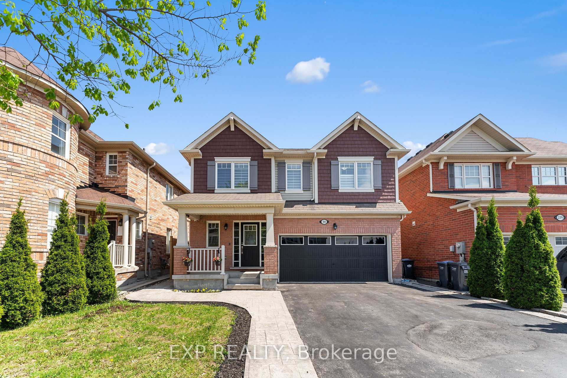 Photo 6 of 90 Mccleave Crescent, Brampton, Fletcher's West — HOMEH