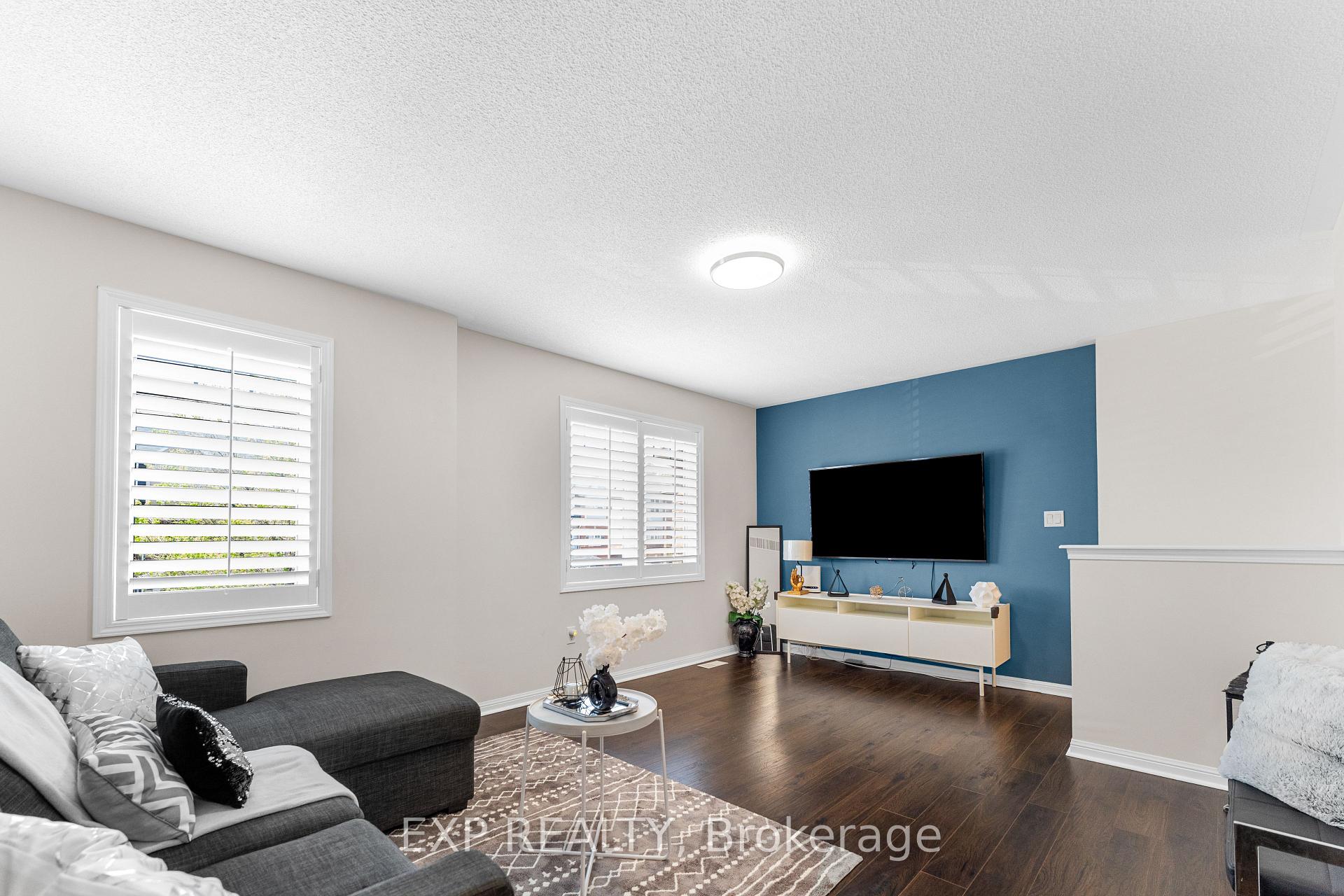 Photo 14 of 90 Mccleave Crescent, Brampton, Fletcher's West — HOMEH