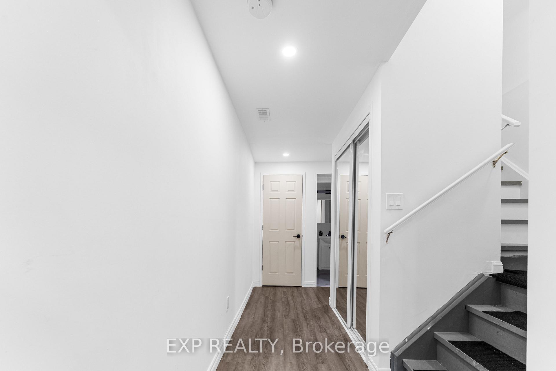 Photo 36 of 90 Mccleave Crescent, Brampton, Fletcher's West — HOMEH