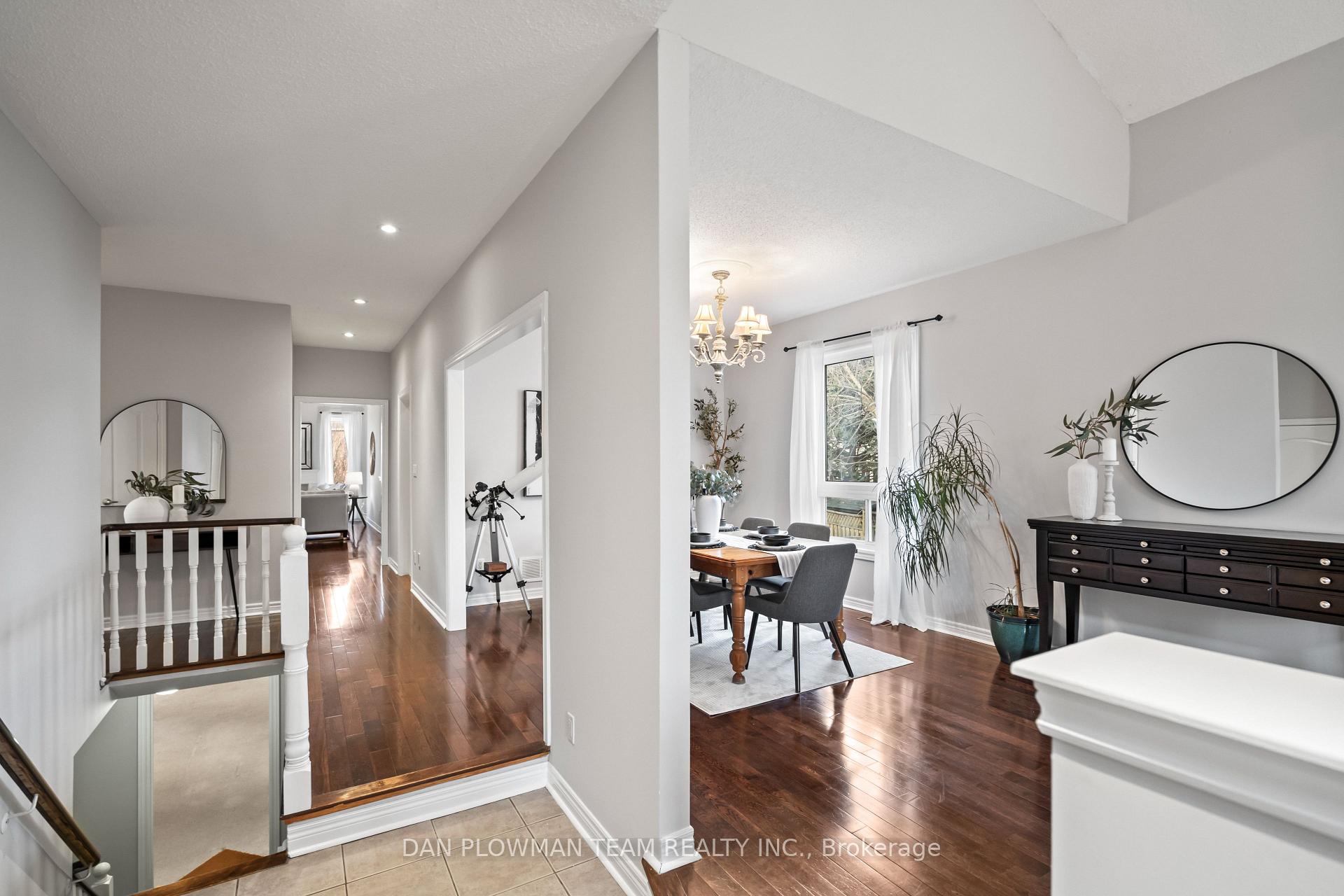 Photo 8 of 57 Ault Crescent, Whitby, Brooklin — HOMEH