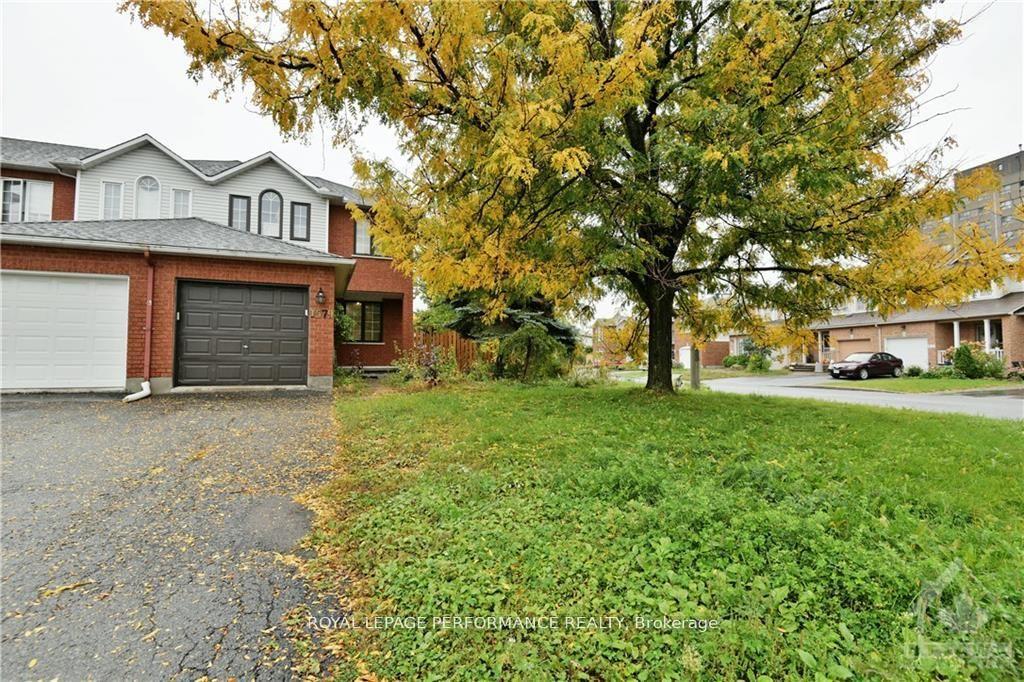 Photo 1 of 1579 Marley Crescent SE, Ottawa, Carson Grove — HOMEH