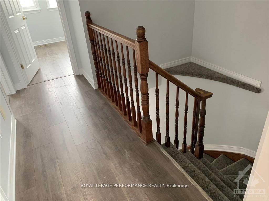Photo 3 of 1579 Marley Crescent SE, Ottawa, Carson Grove — HOMEH