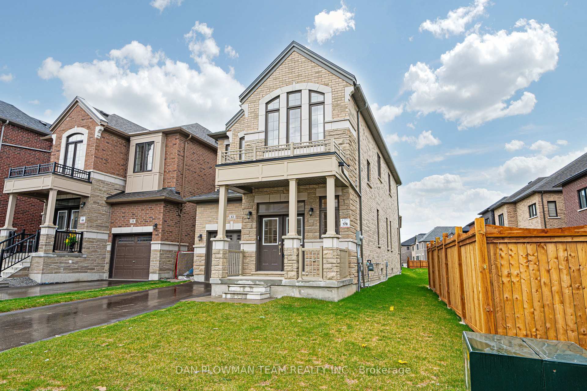 Photo 8 of 12 Jadite Street, Whitby, Rural Whitby — HOMEH