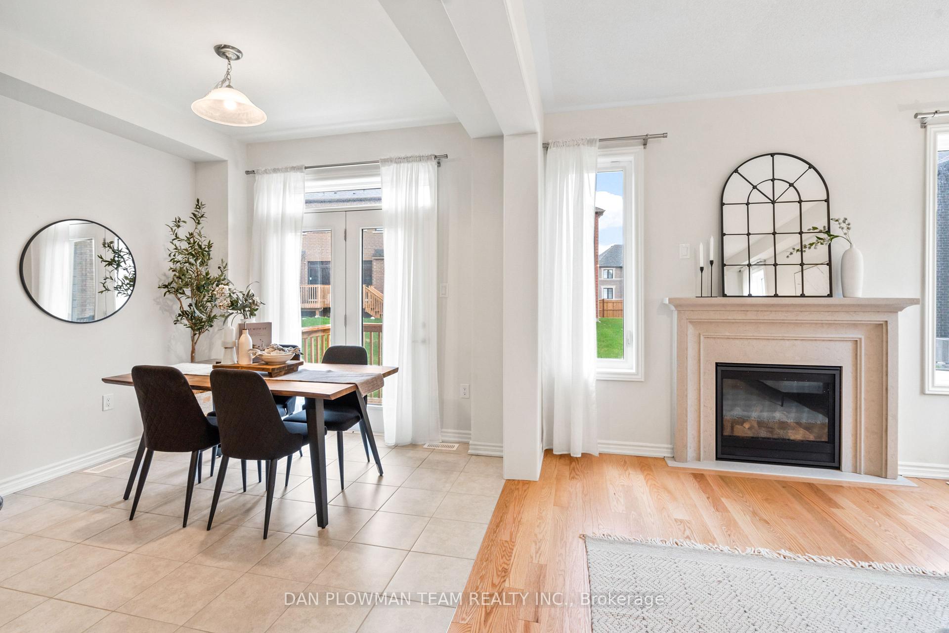 Photo 5 of 12 Jadite Street, Whitby, Rural Whitby — HOMEH