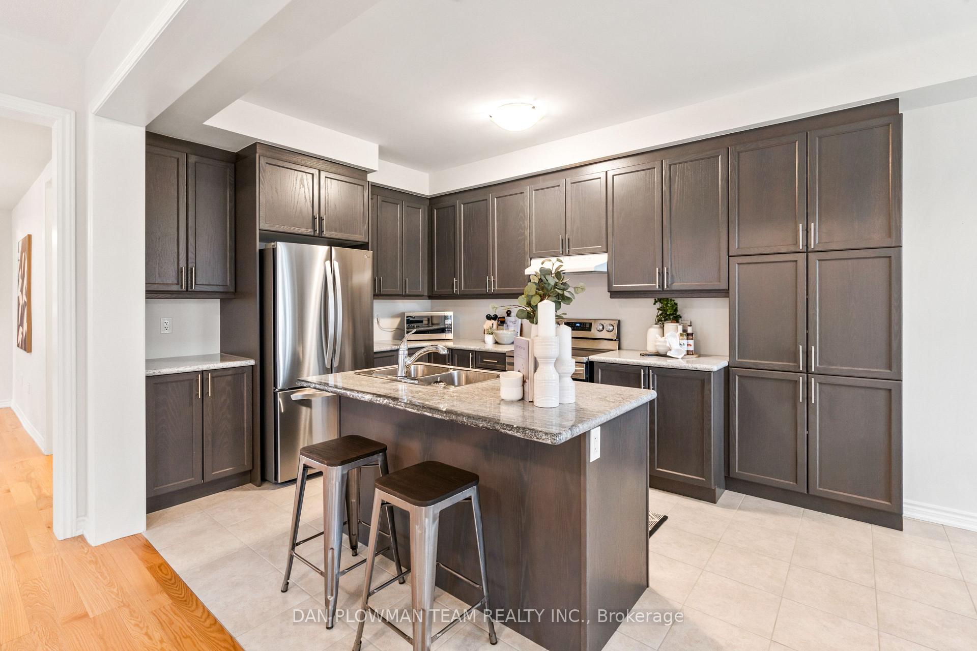 Photo 13 of 12 Jadite Street, Whitby, Rural Whitby — HOMEH
