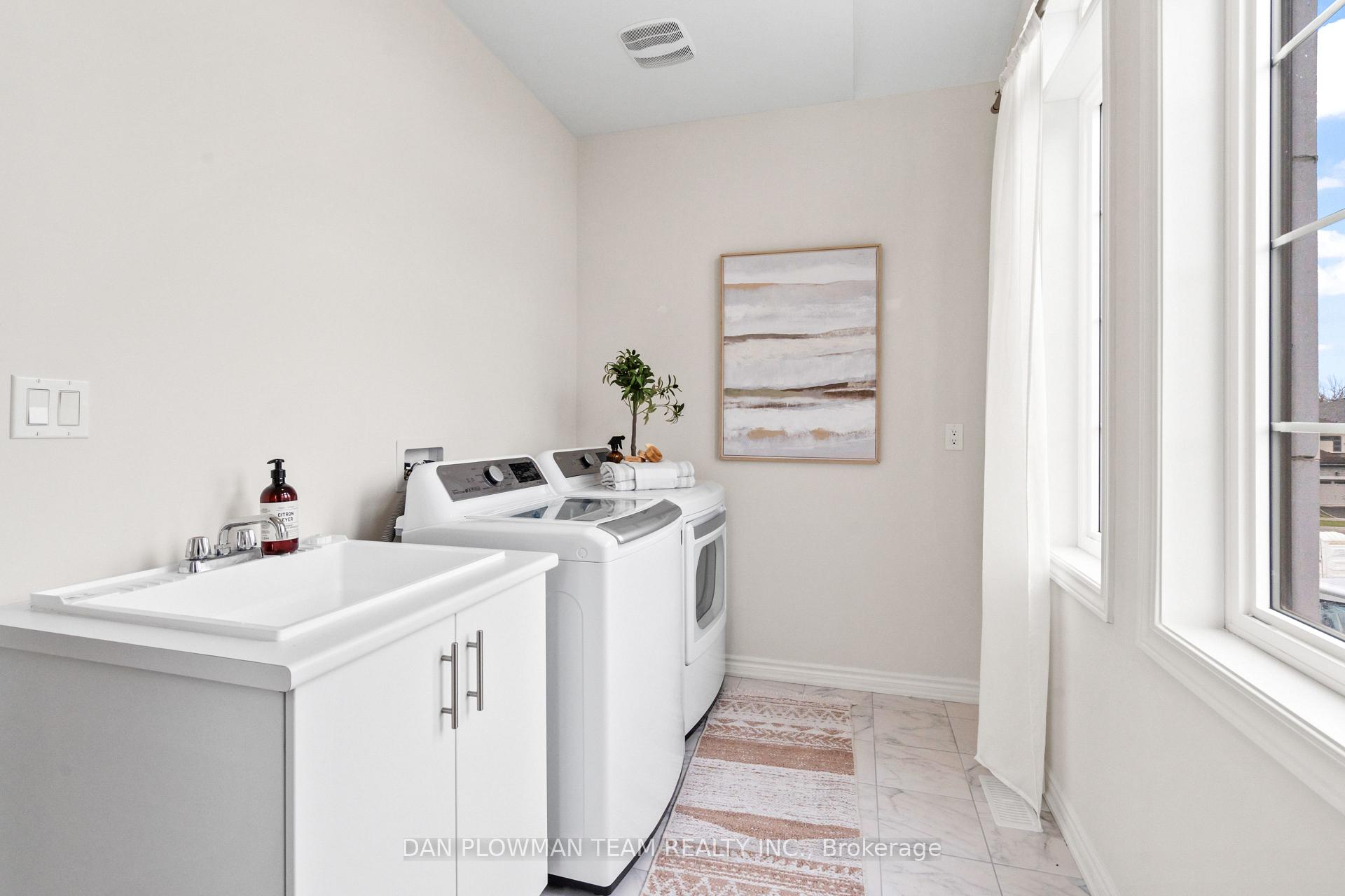 Photo 24 of 12 Jadite Street, Whitby, Rural Whitby — HOMEH