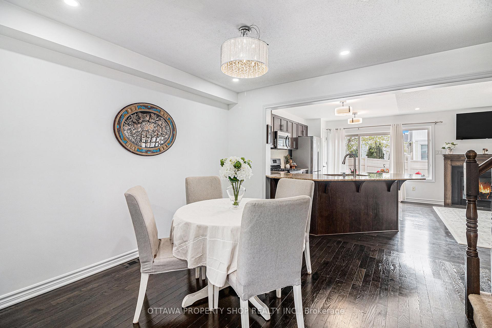 Photo 12 of 632 Bluegill Ave, Ottawa, Barrhaven - Half Moon Bay — HOMEH