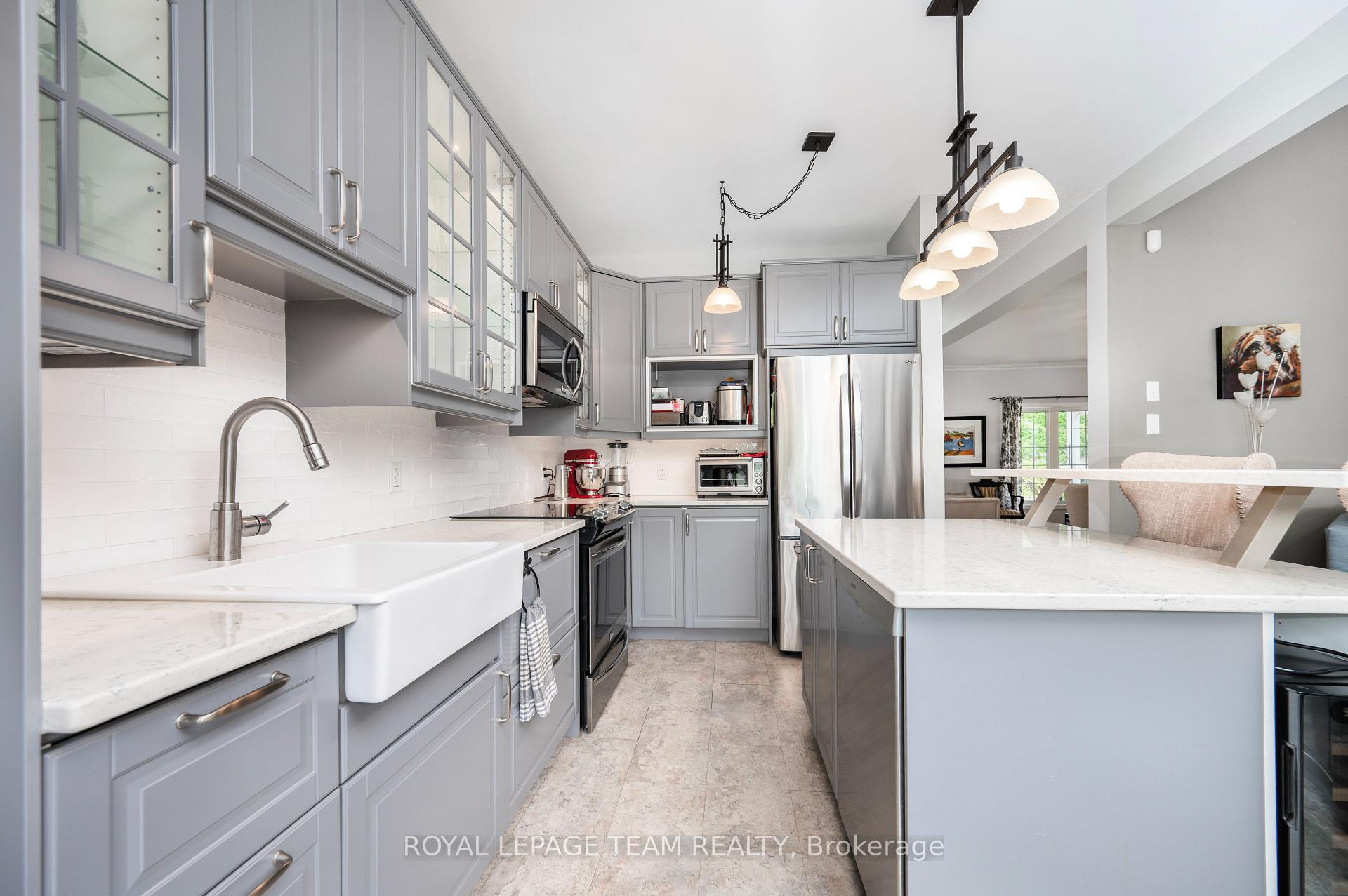 Photo 4 of 1644 Agatha Street, Ottawa, Fallingbrook/Pineridge — HOMEH