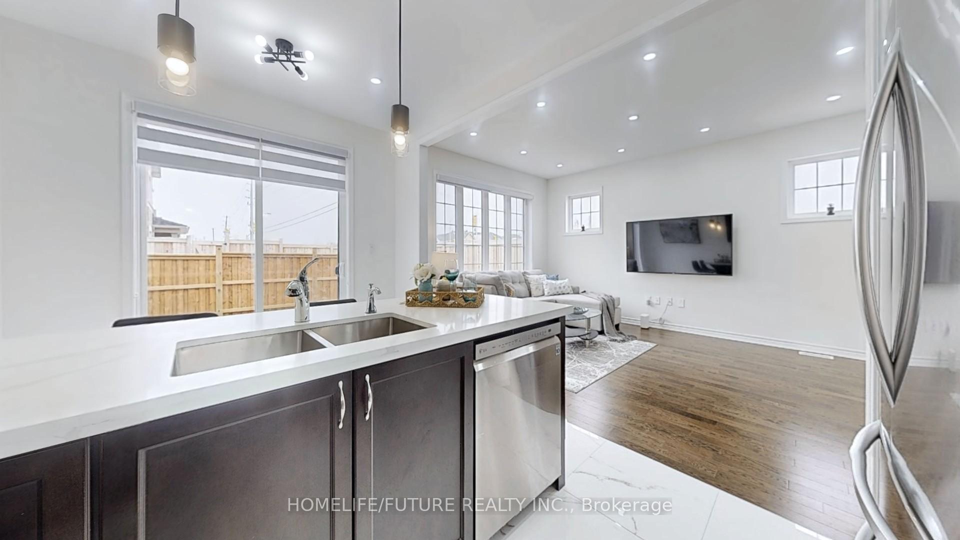 Photo 11 of 3116 Willowridge Path, Pickering, Rural Pickering — HOMEH
